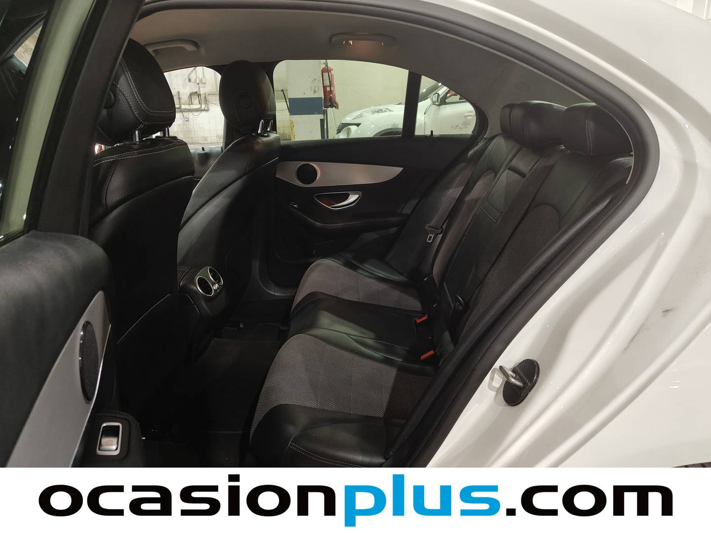Foto asientos traseros Mercedes Clase C Mercedes Clase C 200 d (150 CV)