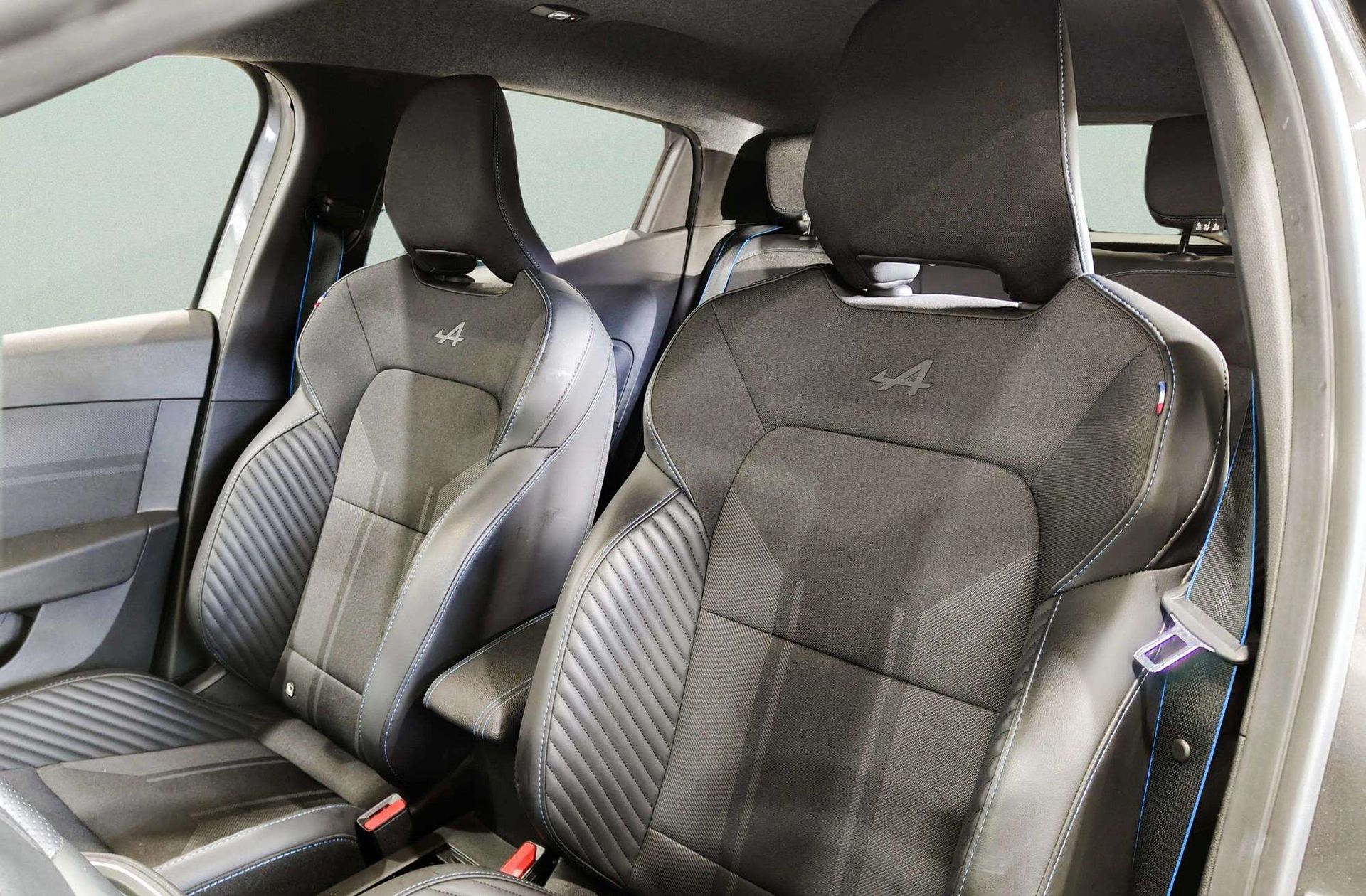 Renault Clio Esprit Alpine E-Tech - foto 6