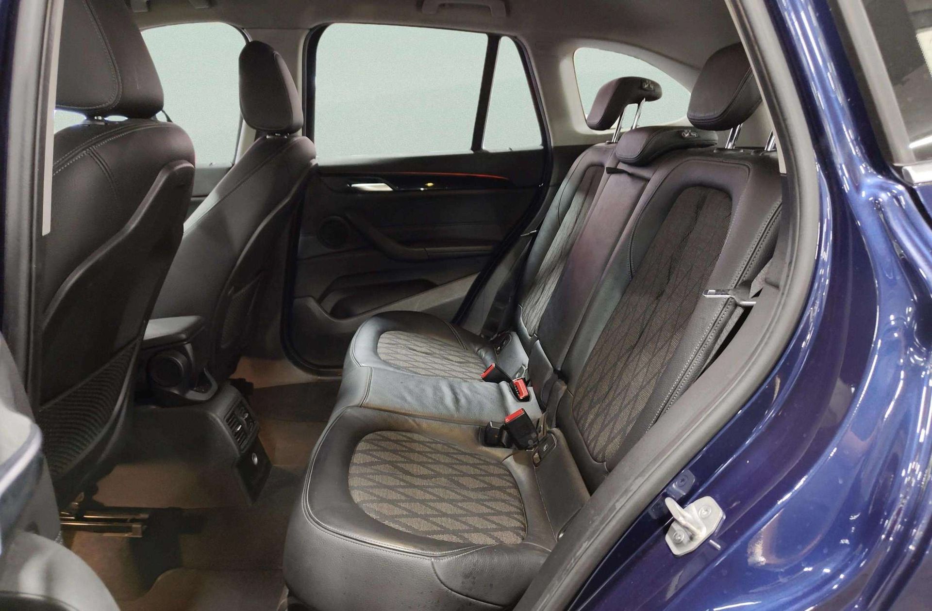 BMW X1 sDrive18d - foto 13