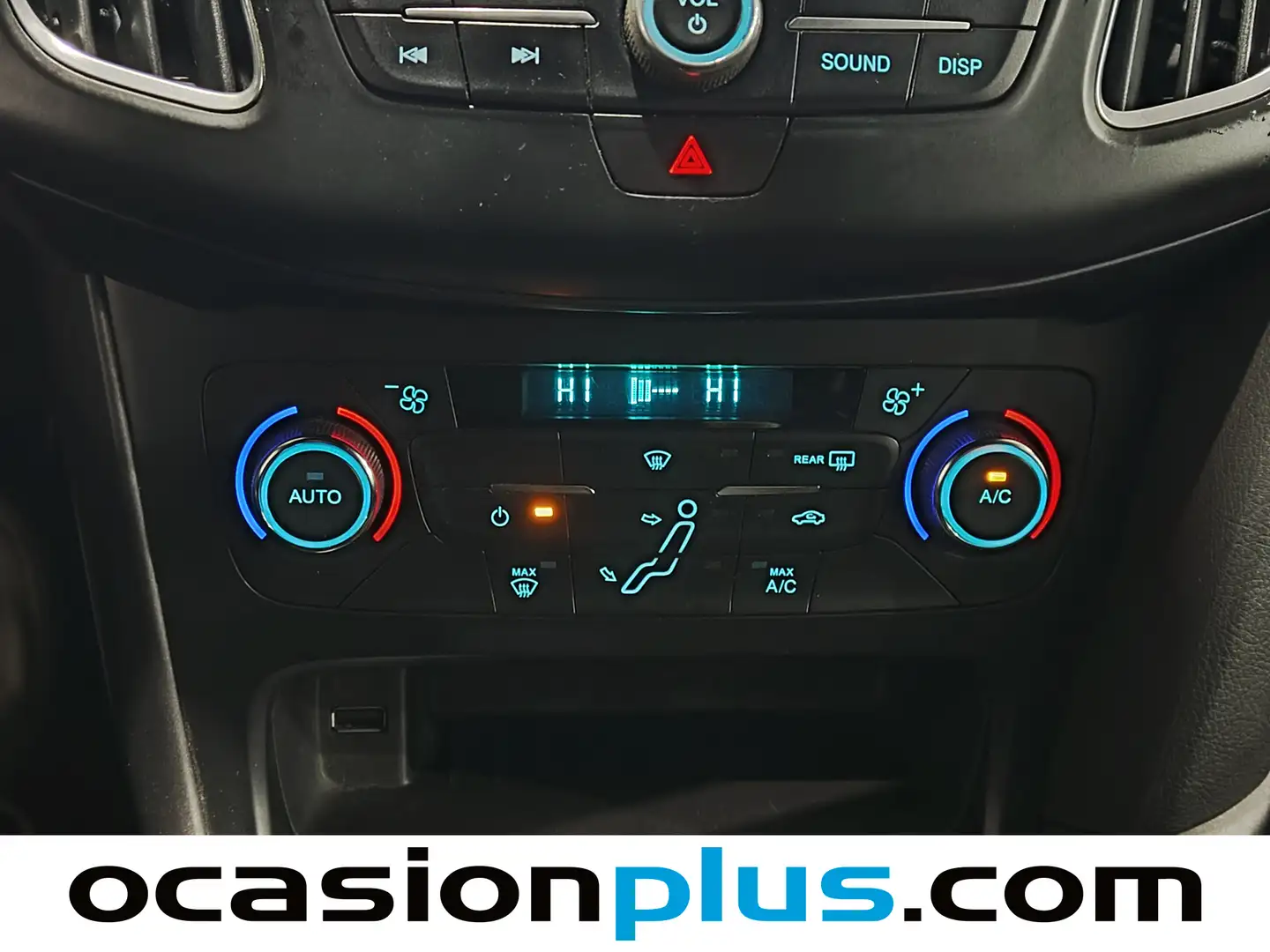 Foto Ford Focus Ford Focus 1.0 Ecoboost ST-Line Black&Red (125 CV)