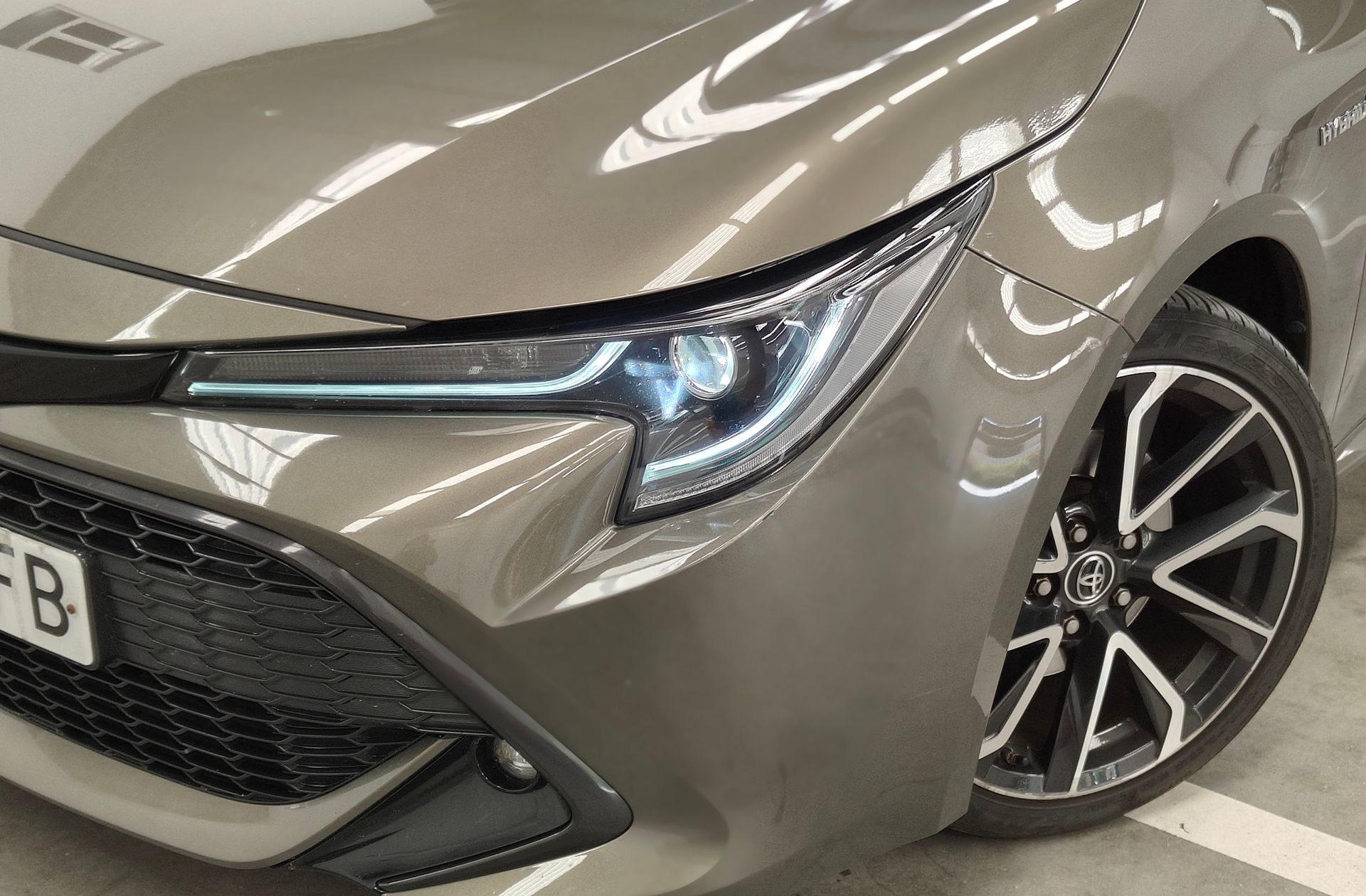 Toyota Corolla 180H Feel! E-CVT - foto 16