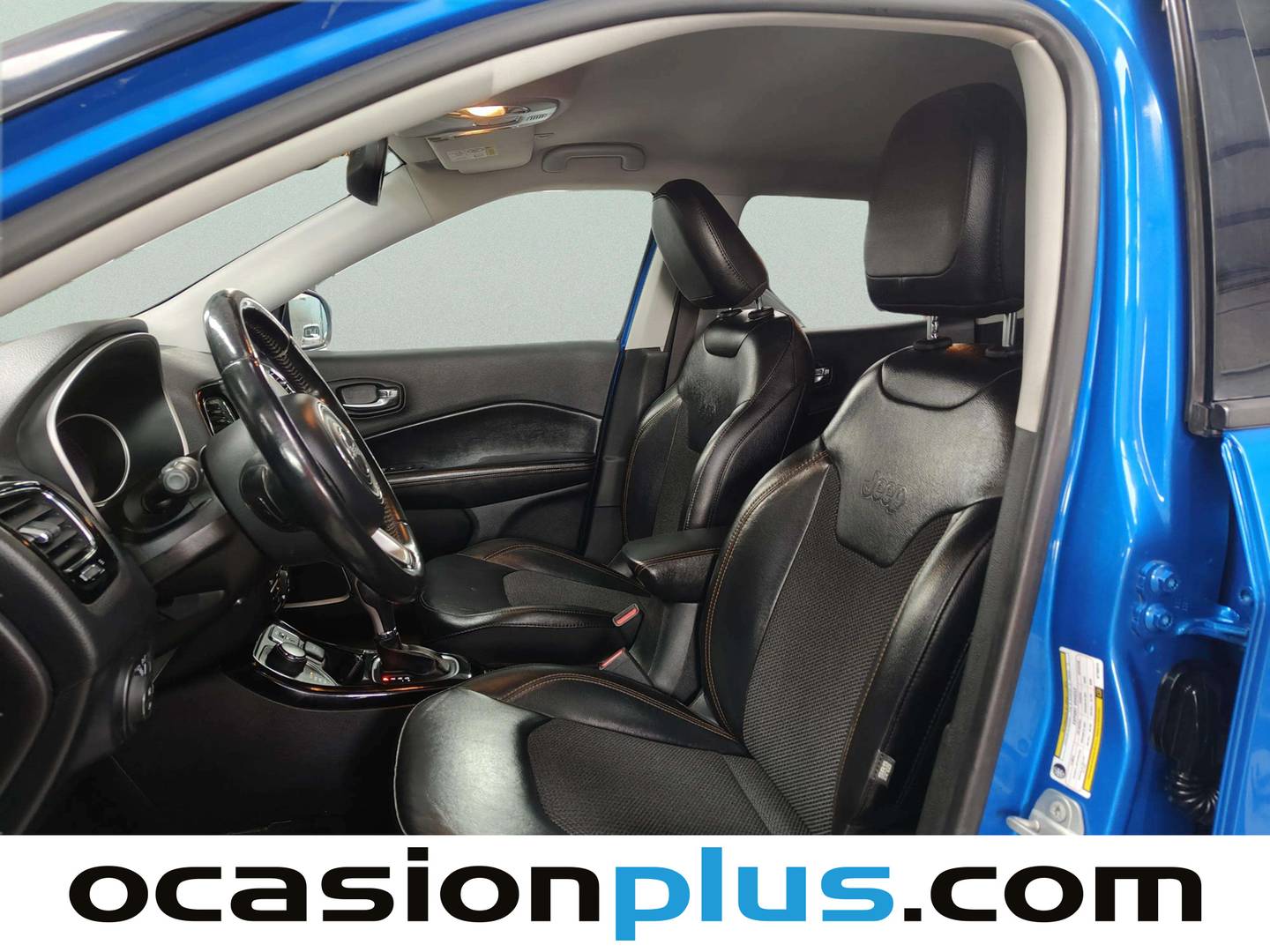Foto asientos delanteros Jeep Compass Jeep Compass 2.0 Multijet Limited 4x4 ATX (140 CV)