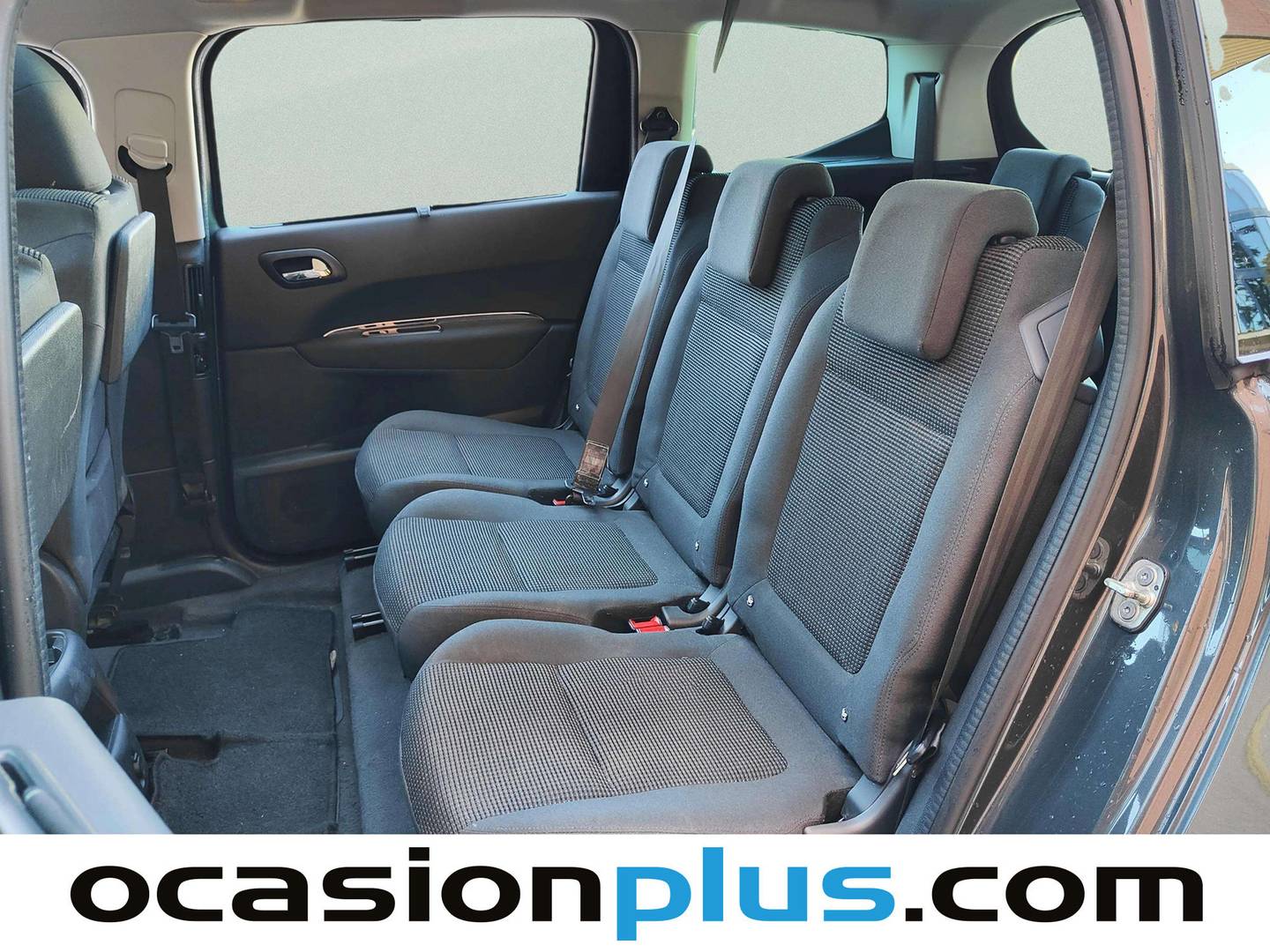 Foto asientos traseros Peugeot 5008 Peugeot 5008 1.6 BlueHDi Allure EAT6 (120 CV) 7 Plazas