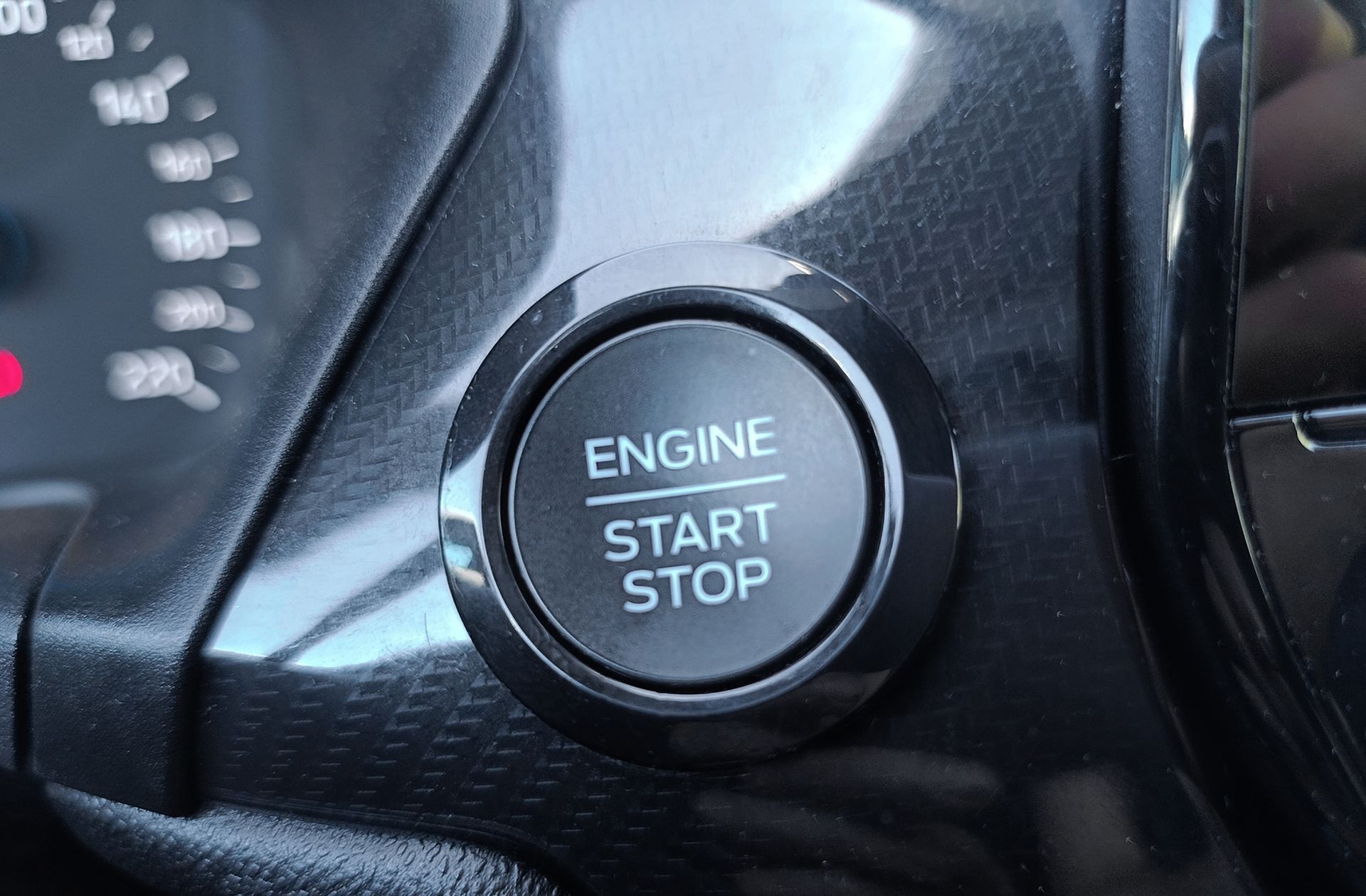 Ford Fiesta 1.0 EcoBoost MHEV ST-Line - foto 36