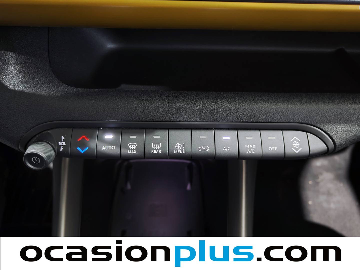 Foto Jeep Avenger Jeep Avenger 1.2 G Summit (100 CV)