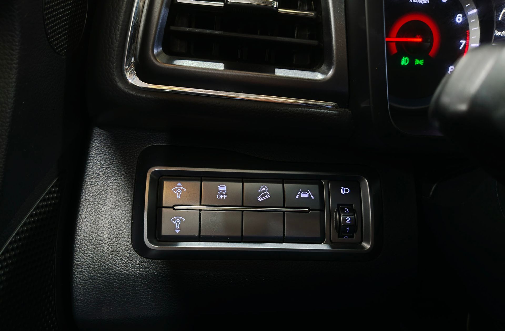 SsangYong Tivoli G12T Urban Plus - foto 28
