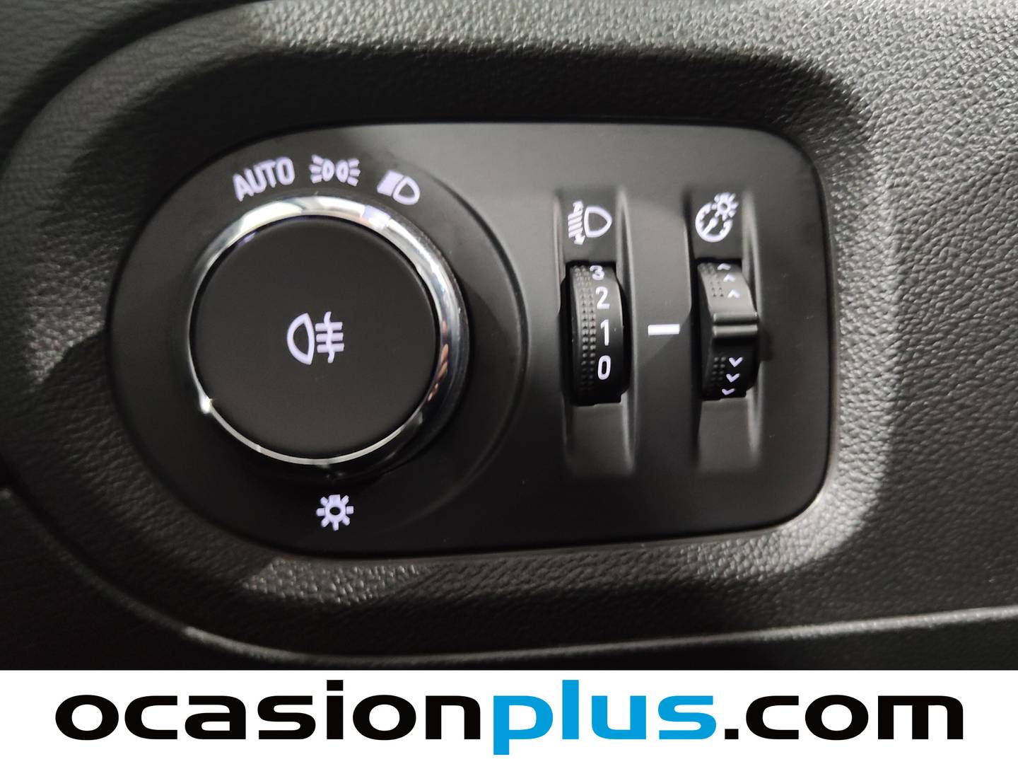 Equipamiento del Opel Grandland X Opel Grandland X 1.6 CDTi Selective (120 CV)