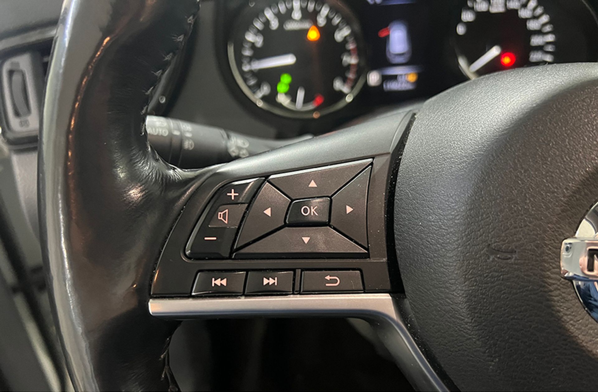 Nissan X-Trail DIG-T 160 N-Connecta 4x2 DCT - foto 29