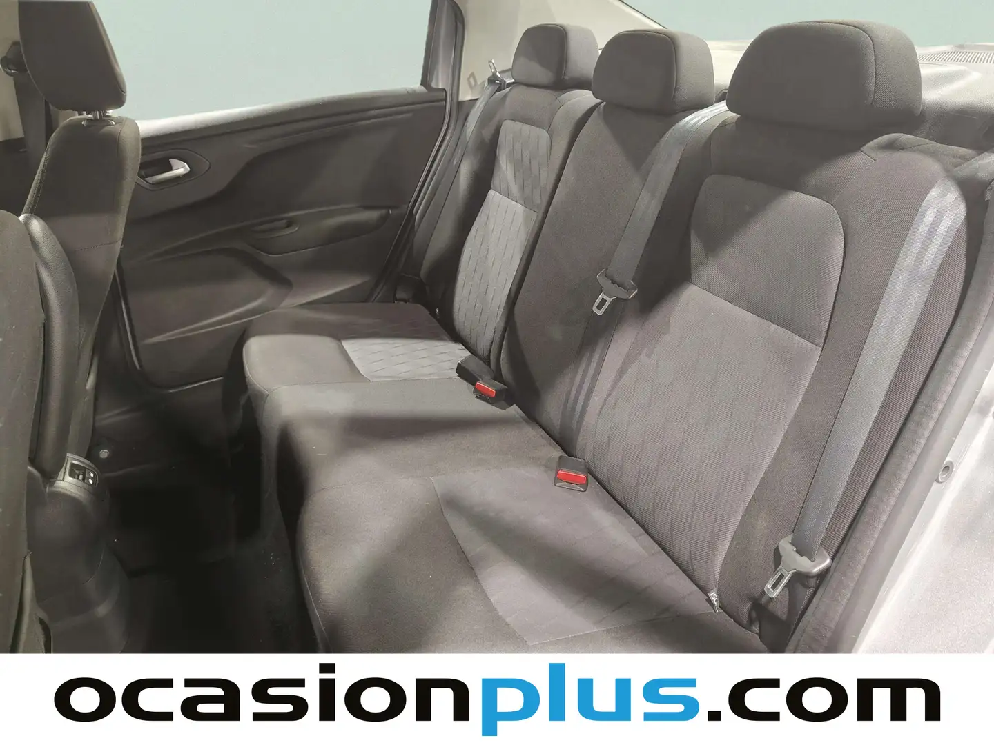 Foto Citroën C-Elysée Citroen C-Elysee BlueHDi 100 Shine (102 CV)