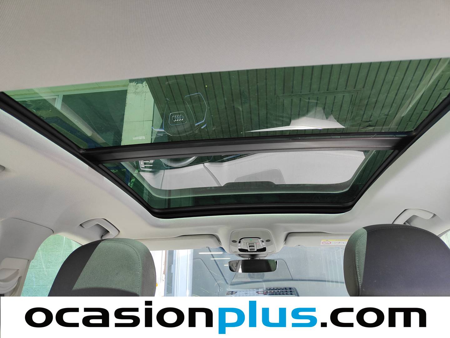 Equipamiento del Audi e-tron Audi e-tron 55 Quattro (408 CV)