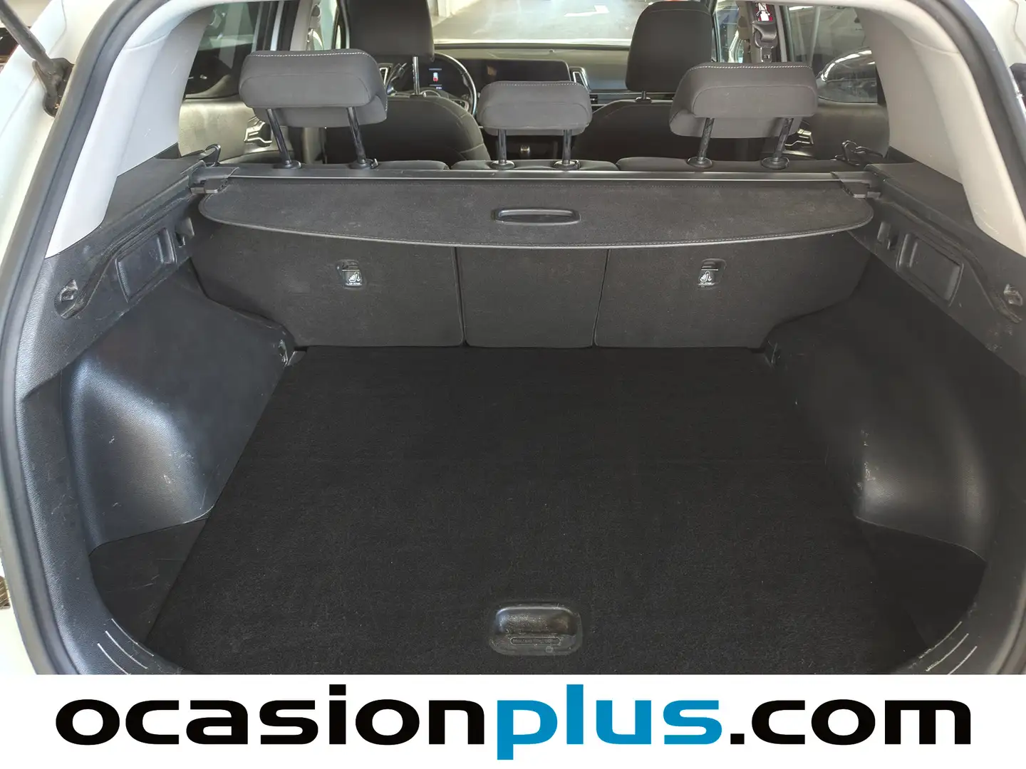 Foto KIA Sportage Kia Sportage 1.6 CRDi MHEV Business 4x2 (136 CV)