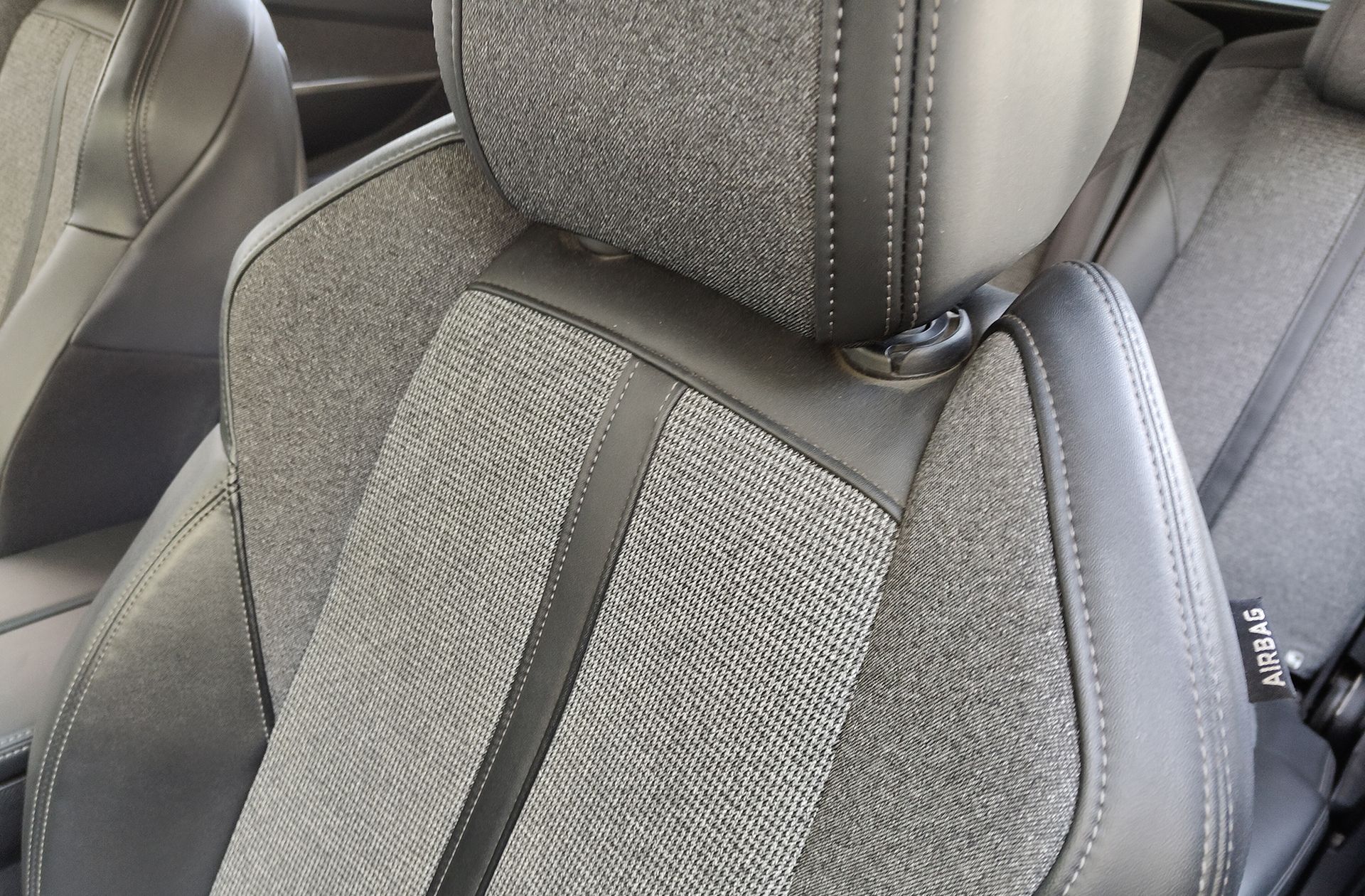 Peugeot 5008 PureTech 130 Allure 7 plazas - foto 6