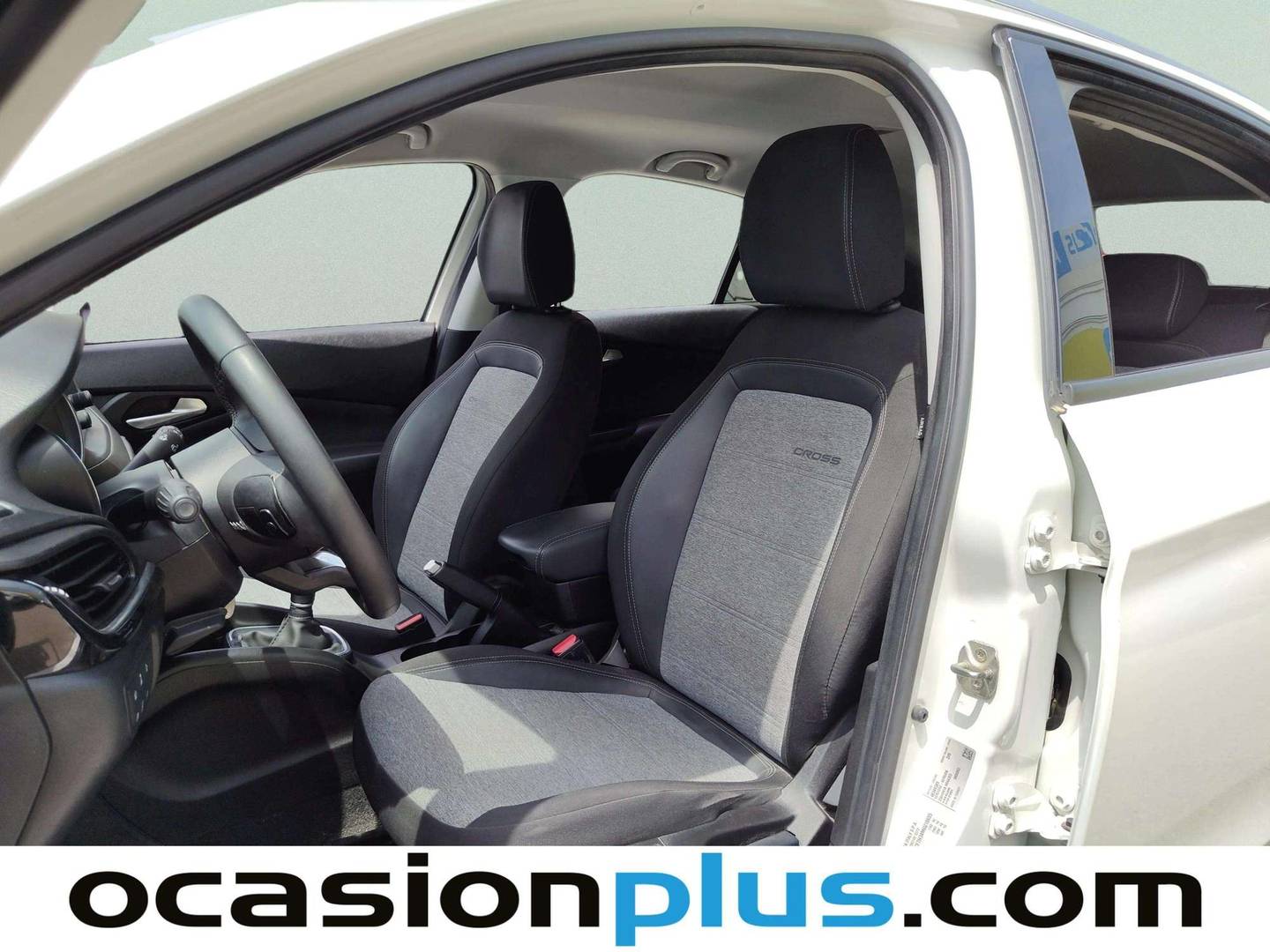 Foto asientos delanteros Fiat Tipo Fiat Tipo 1.0 Cross (100 CV)