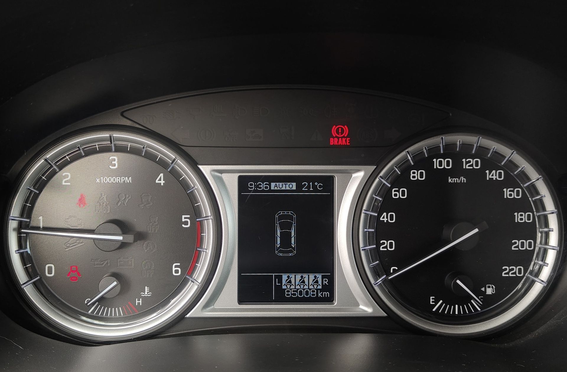 Suzuki Vitara 1.6 Ddis GLX 4WD - foto 24