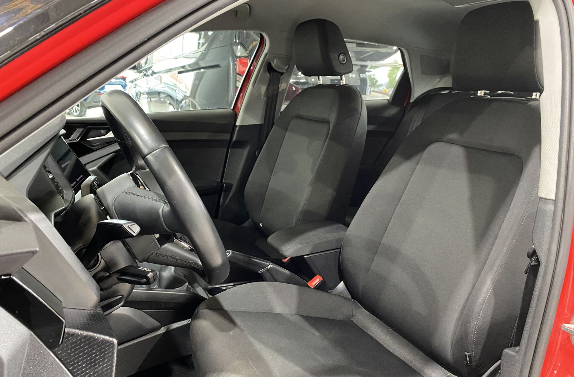 Audi A1 Sportback Advanced 25 TFSI - foto 8