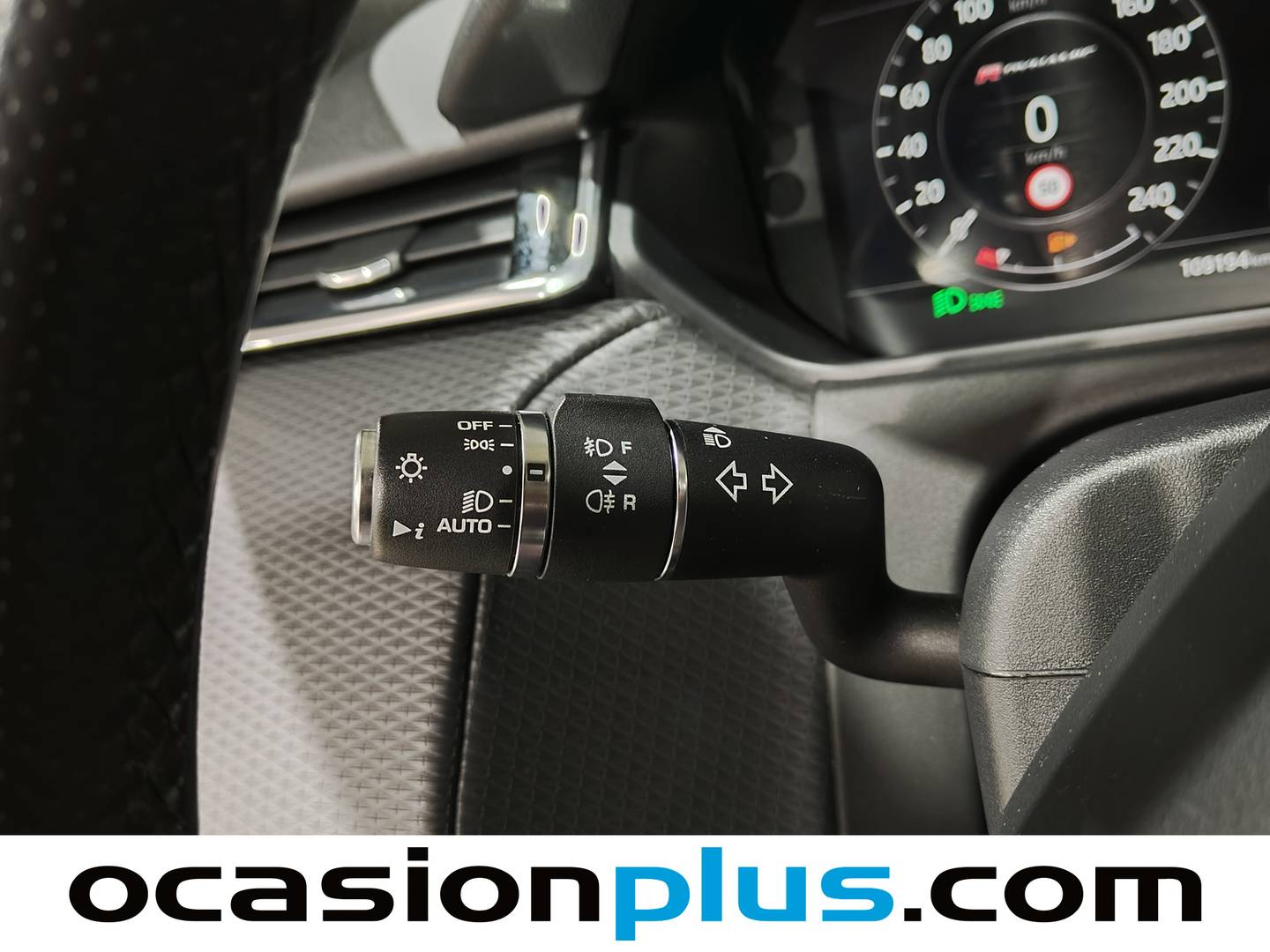 Foto Land Rover Range Rover Velar Land Rover Range Rover Velar P250 R-Dynamic 4WD Auto (250 CV)