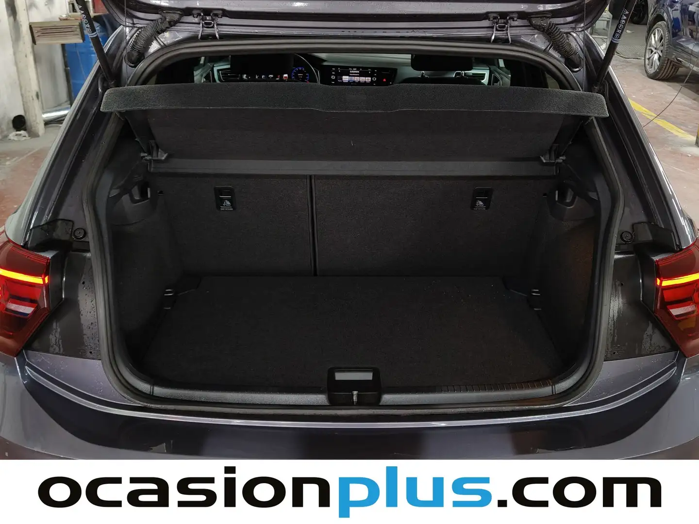 Foto Volkswagen Polo Volkswagen Polo R-Line 1.0 TSI  (95 CV)