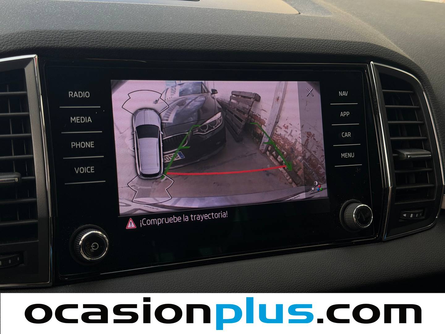 Extras y acabados del Skoda Karoq Skoda Karoq 1.5 TSI ACT Ambition DSG (150 CV)