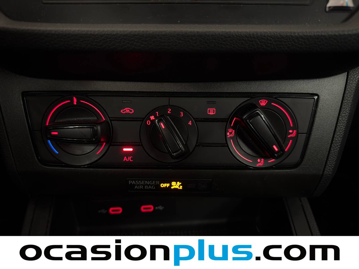 Equipamiento del Seat Ibiza Seat Ibiza 1.0 MPI Reference (80 CV)