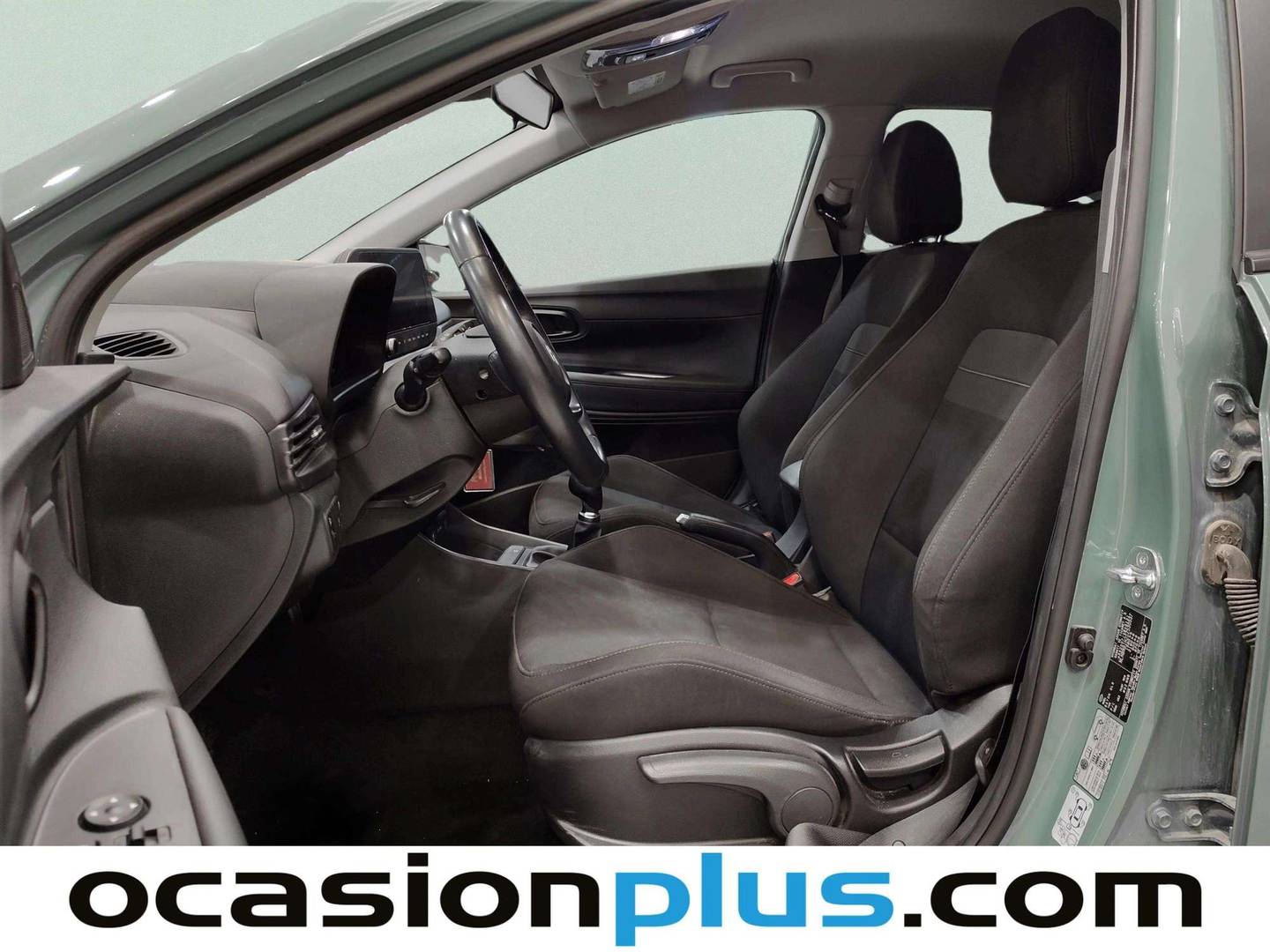 Foto asientos delanteros Hyundai Bayon Hyundai Bayon 1.2 MPI Maxx (79 CV)
