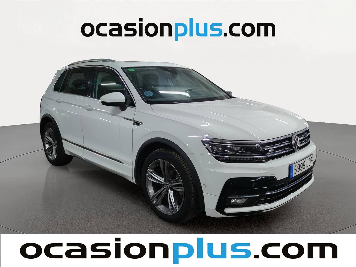 Foto delantera Volkswagen Tiguan Volkswagen Tiguan Sport 1.5 TSI (150 CV) DSG Pack R-line derecha