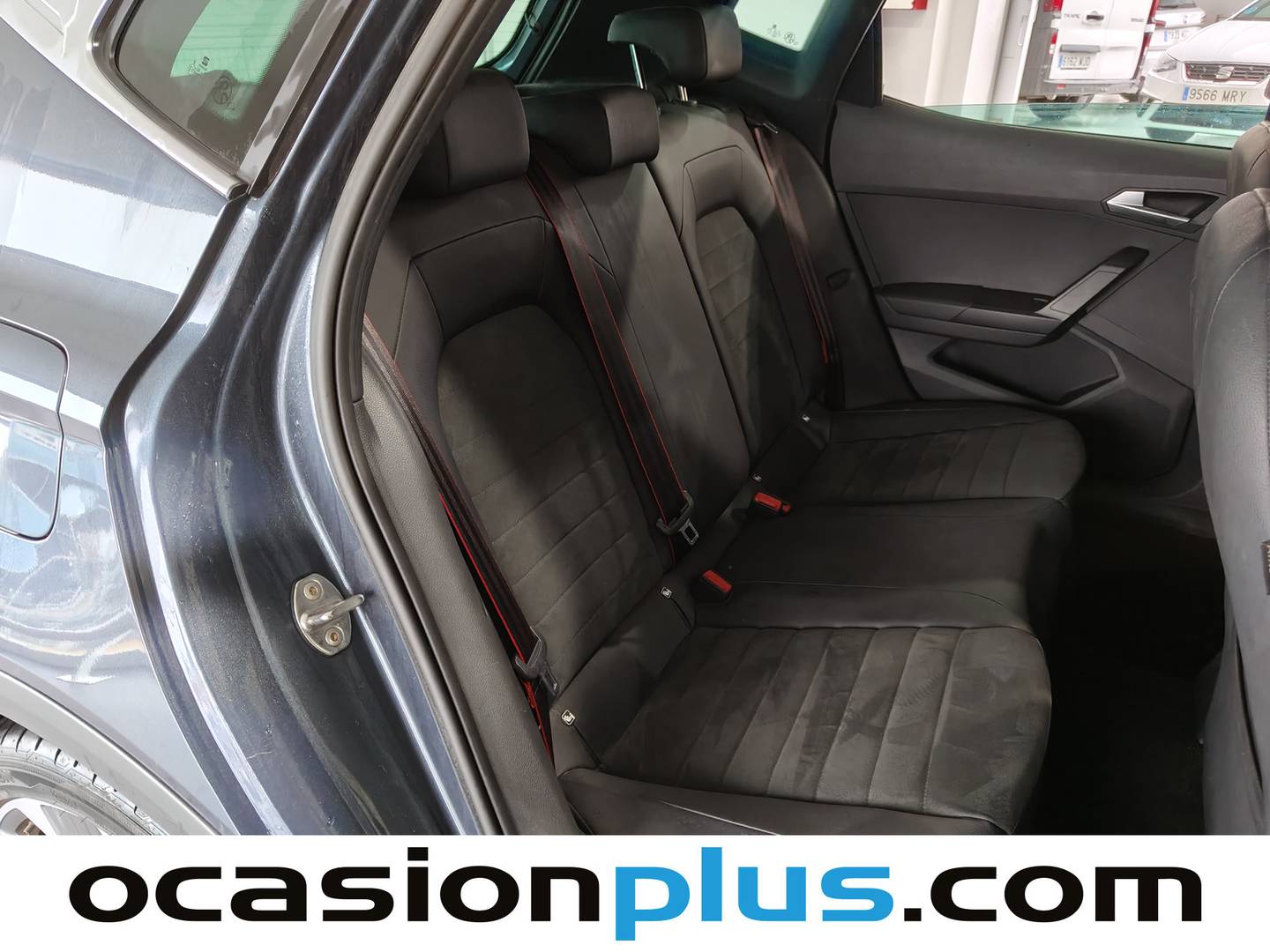 Foto Seat Arona SEAT Arona 1.5 TSI S&S FR XL DSG (150 CV)