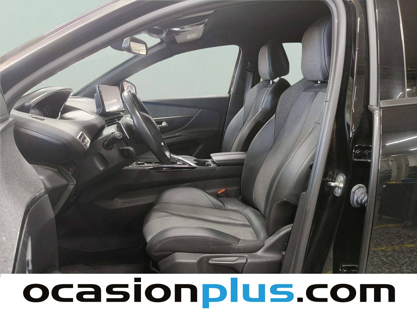 Foto asientos delanteros Peugeot 3008 Peugeot 3008 PureTech 130 S&S Allure Pack EAT8 (130 CV)