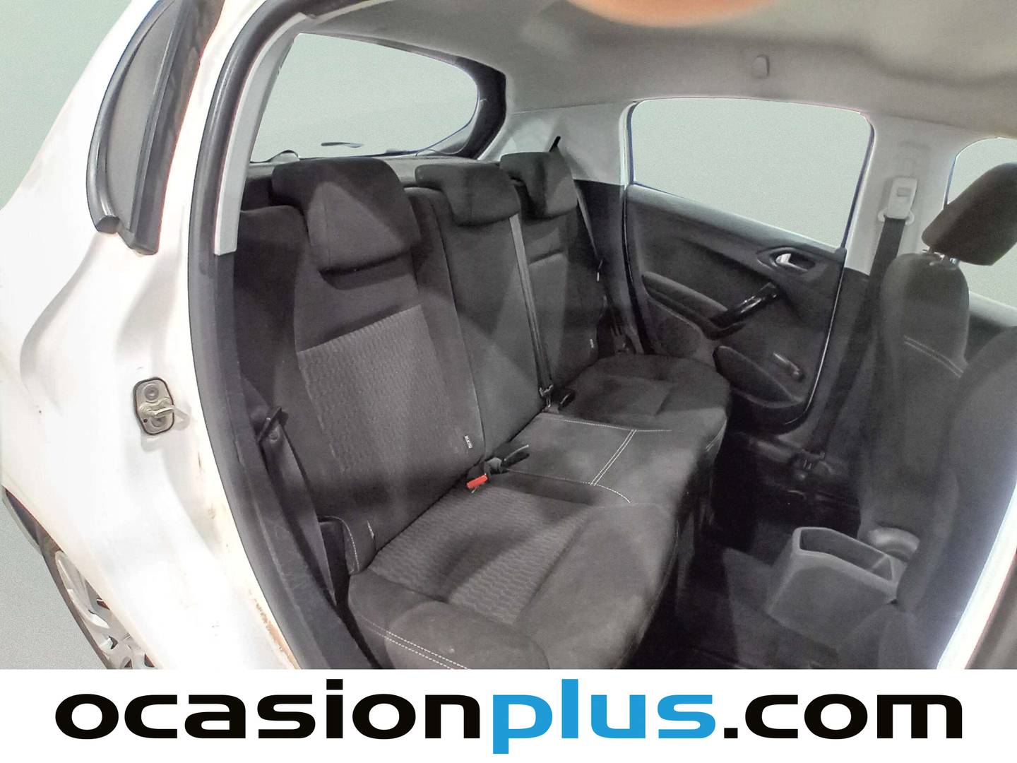 Peugeot 208 Peugeot 208 1.6 BlueHDI Active (75 CV) al mejor precio