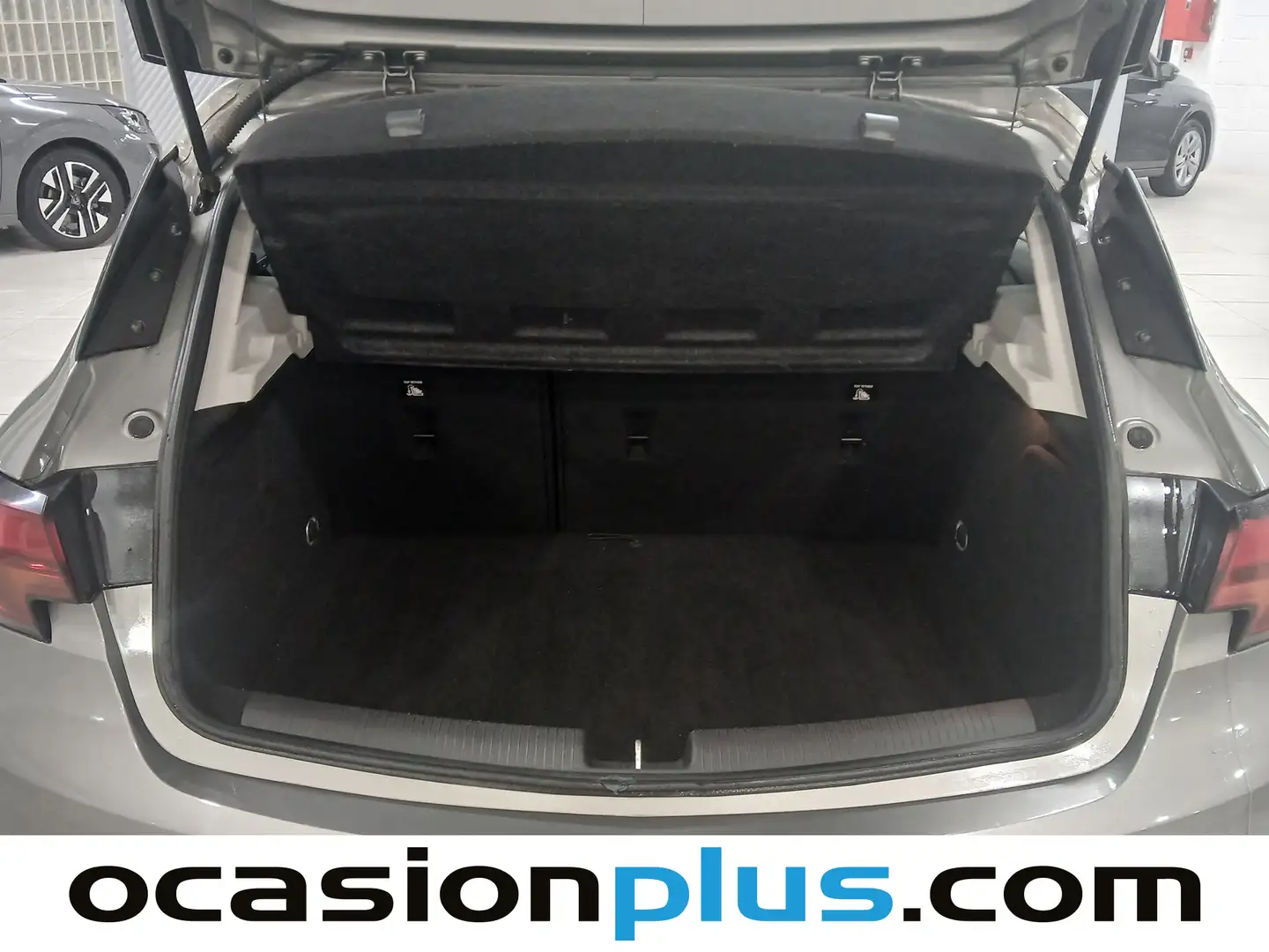 Foto Opel Astra Opel Astra 1.6 CDTI Selective (110 CV)