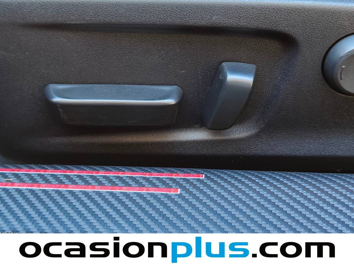 Accesorios del Lexus RC Lexus RC 300h Business Navigation (223 CV)