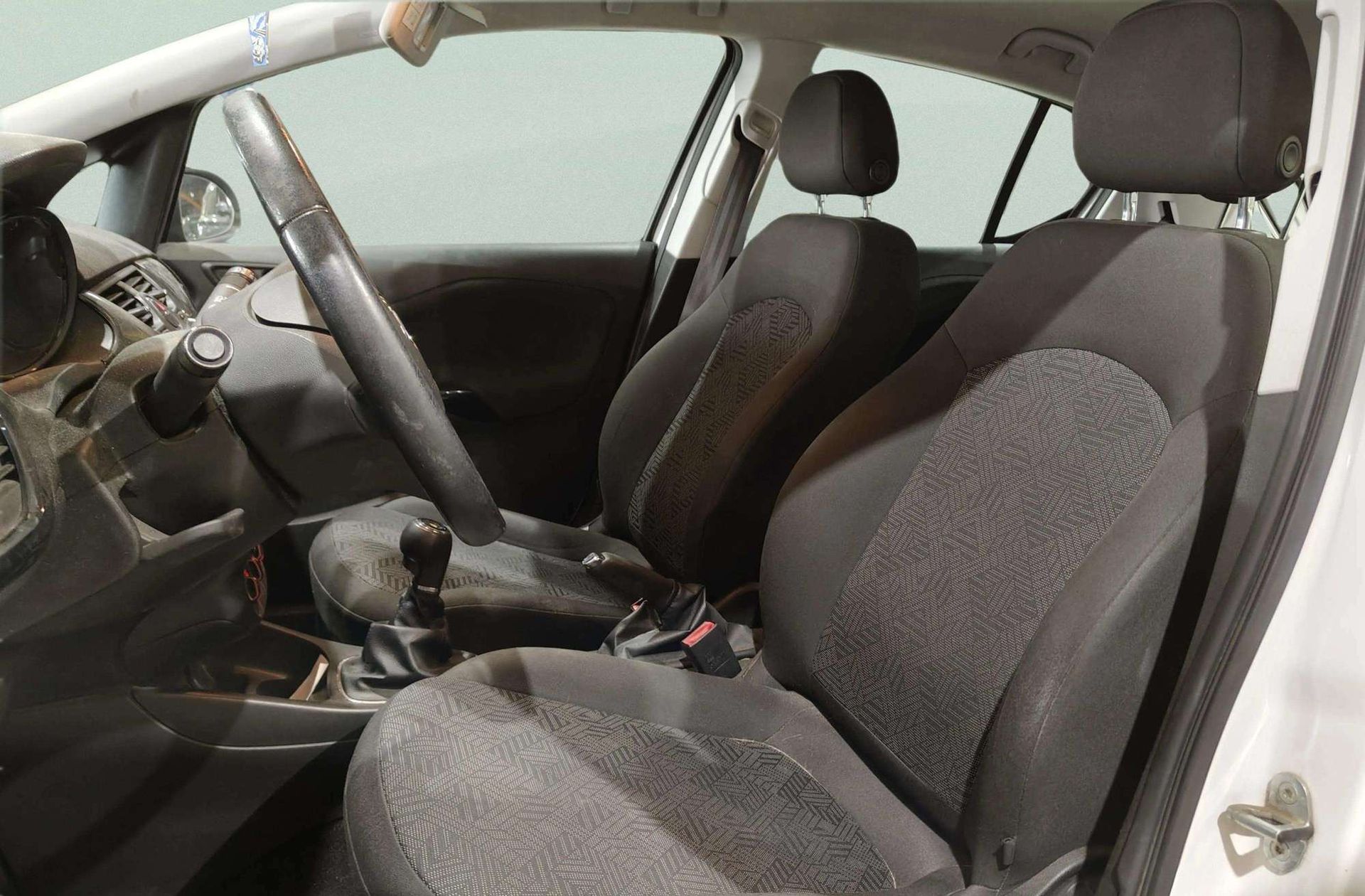 Opel Corsa 1.3 CDTi Selective - foto 9