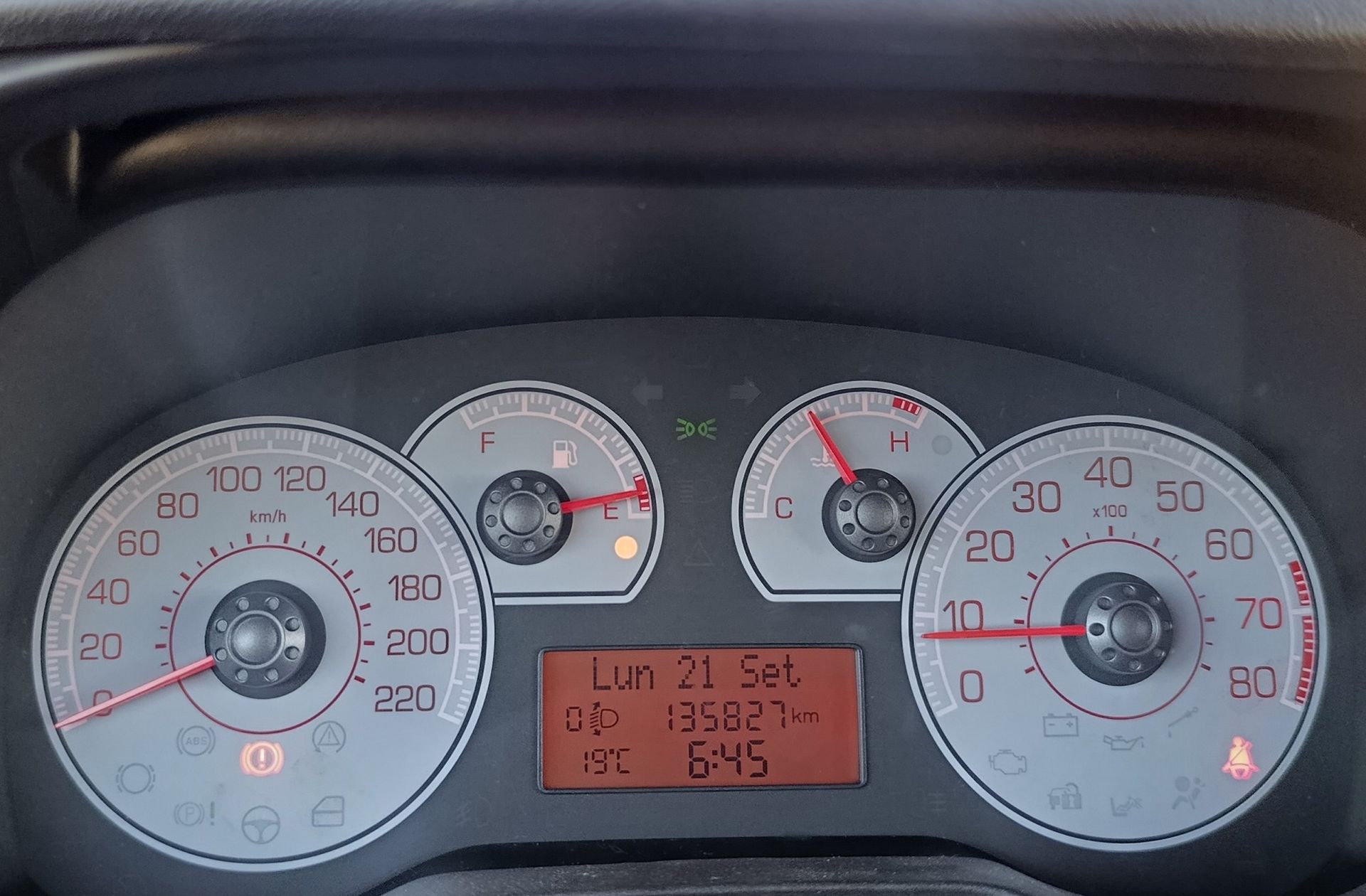 Fiat Punto 1.4 T-Jet Sport - foto 20