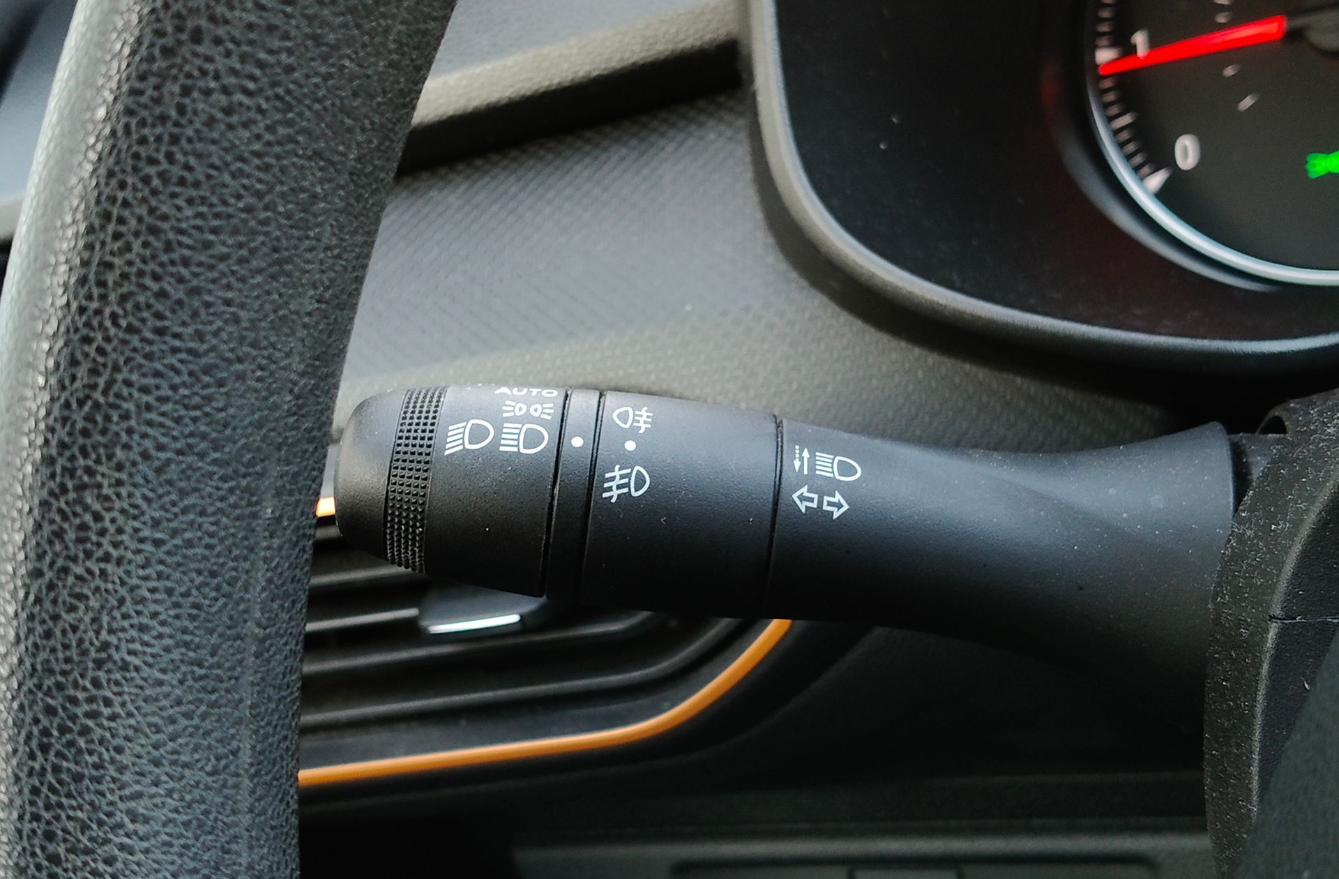 Dacia Sandero Stepway Essential TCe - foto 27