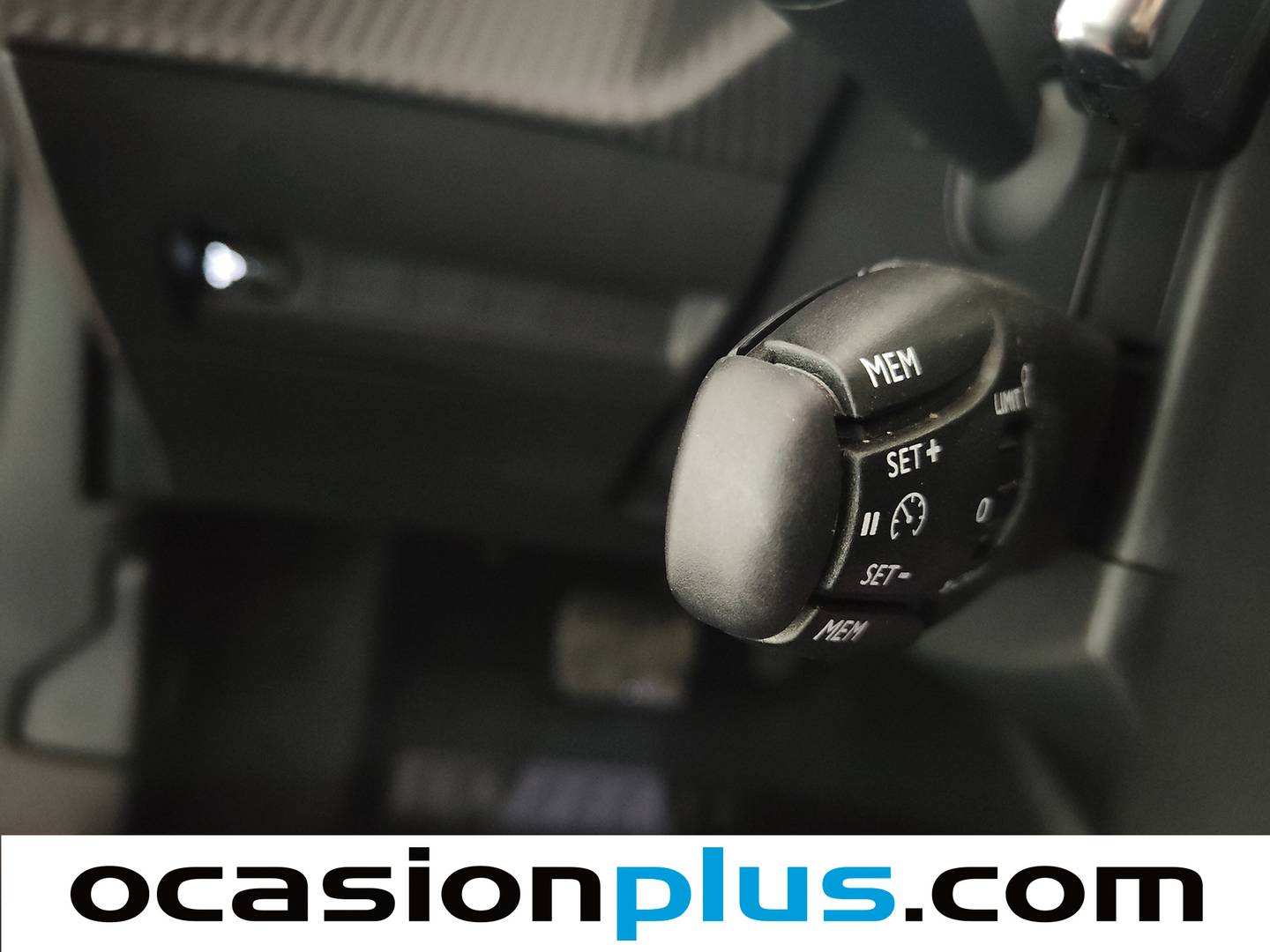 Foto Peugeot 2008 Peugeot 2008 PureTech 130 S&S Allure EAT8  (130 CV)