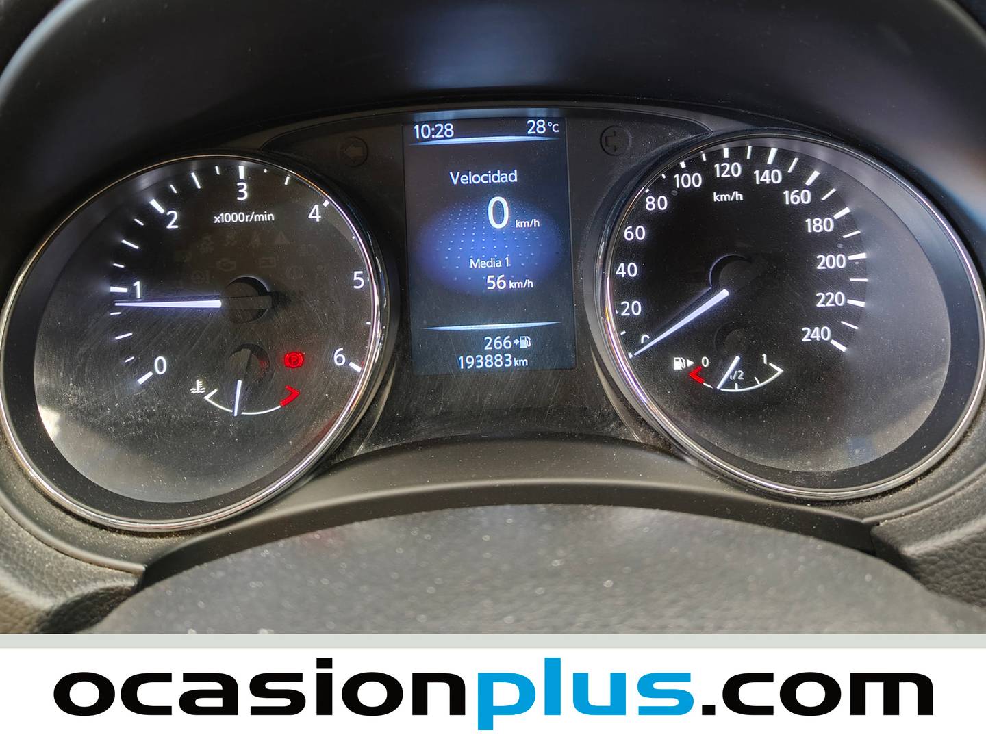 Extras y acabados del Nissan QASHQAI Nissan Qashqai dCi 110 S&S Acenta 4x2 (110 CV)