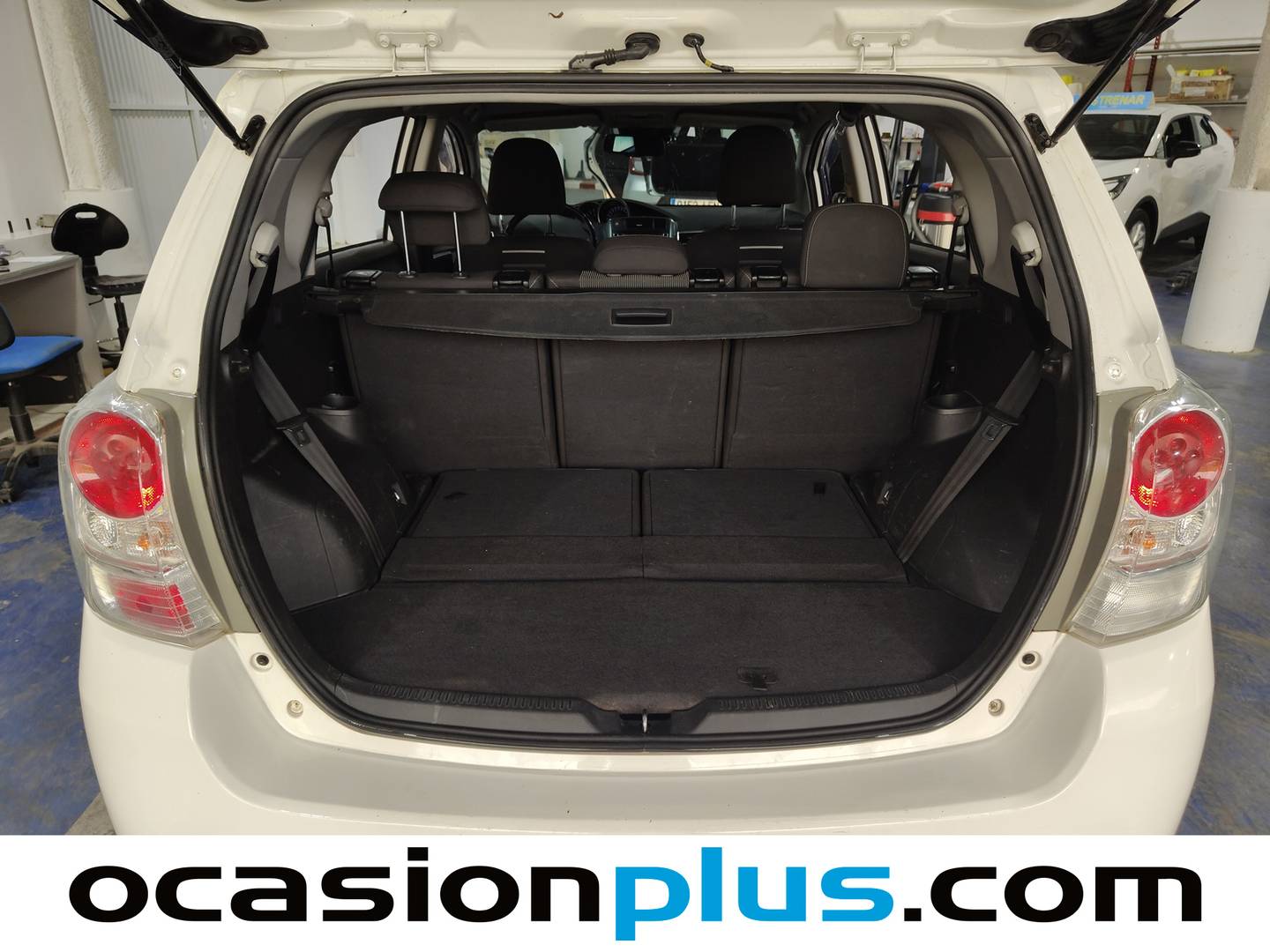 Foto Toyota Verso Toyota Verso 115D Business (112 CV) 7 Plazas