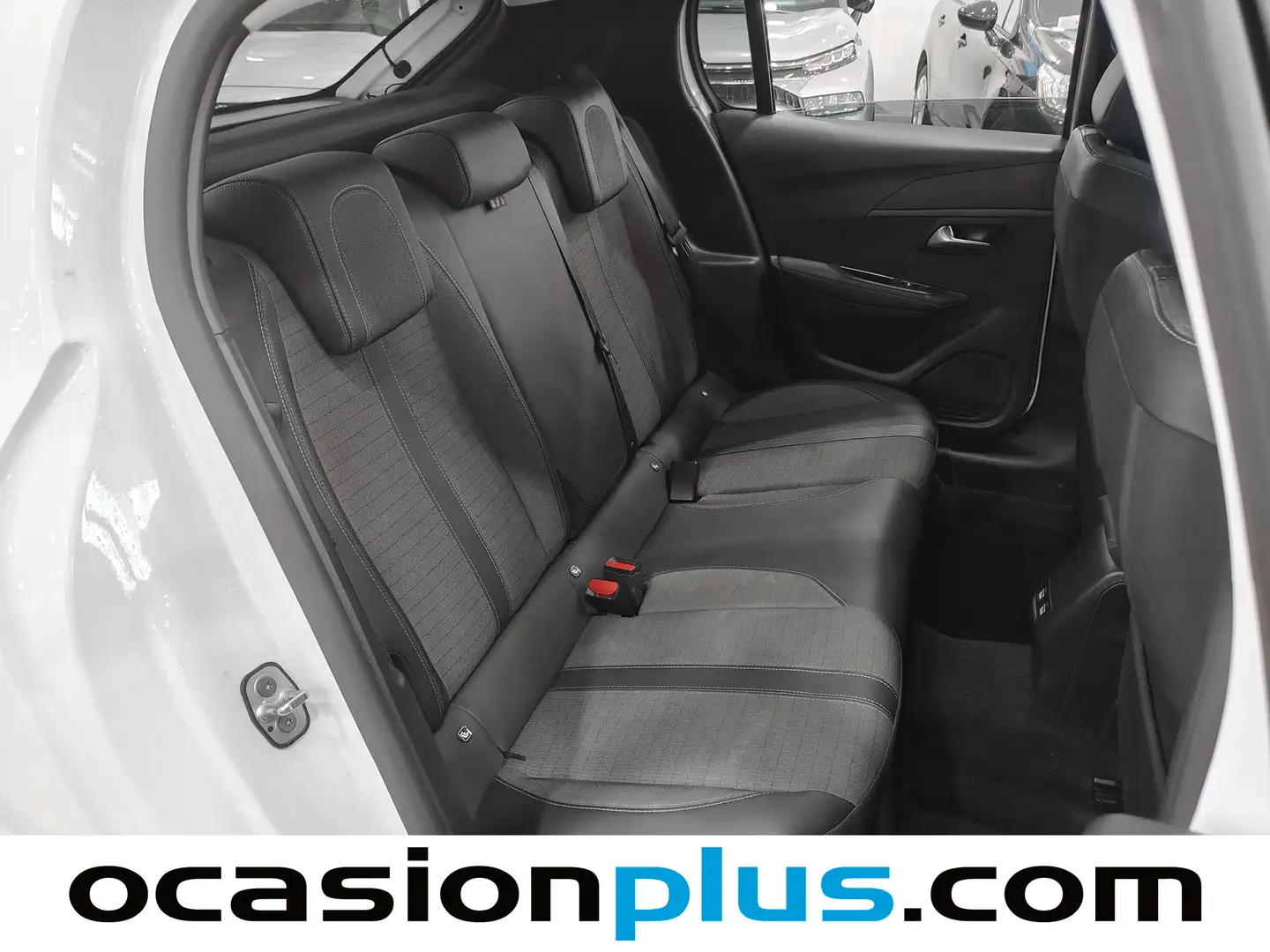 Foto Peugeot 208 Peugeot 208 PureTech 100 Allure (100 CV)