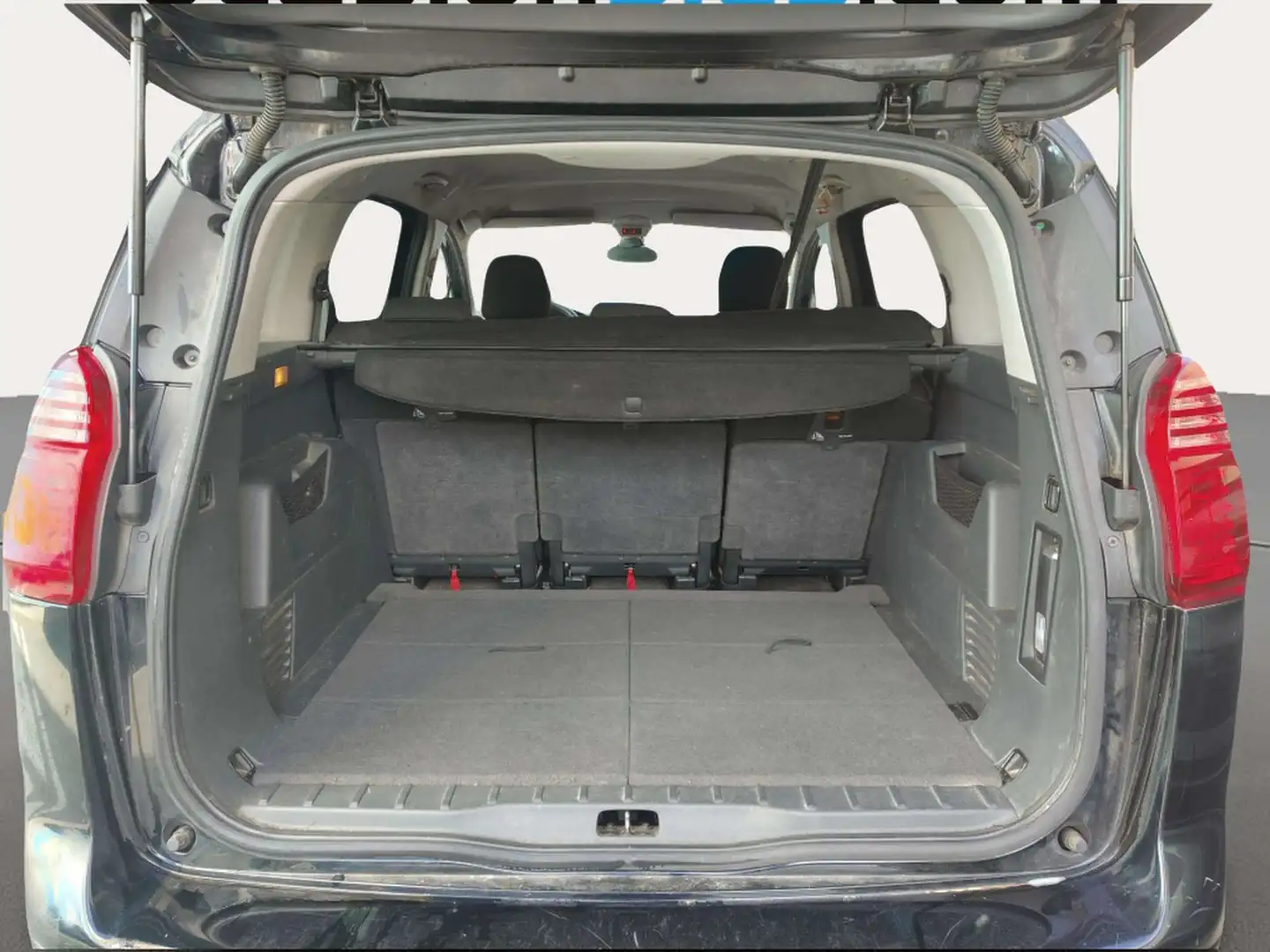 Foto Peugeot 5008 Peugeot 5008 1.6 HDI FAP Premium (110 CV)