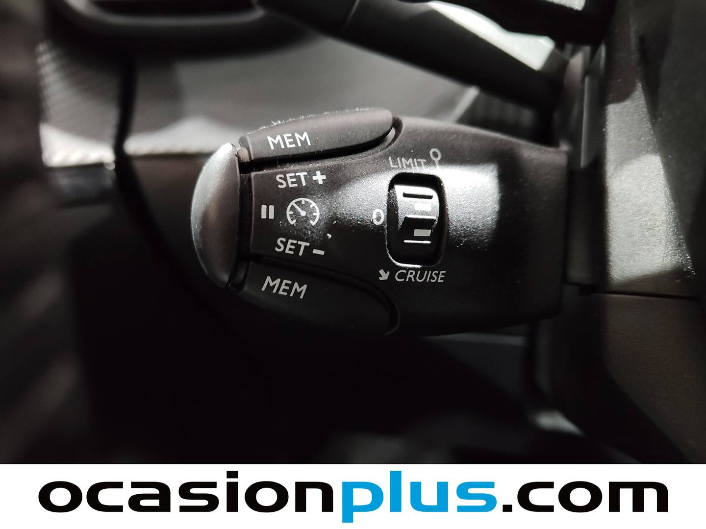 Peugeot 208 Peugeot 208 Style Hybrid 110 eDCS6 (110 CV) de segunda mano