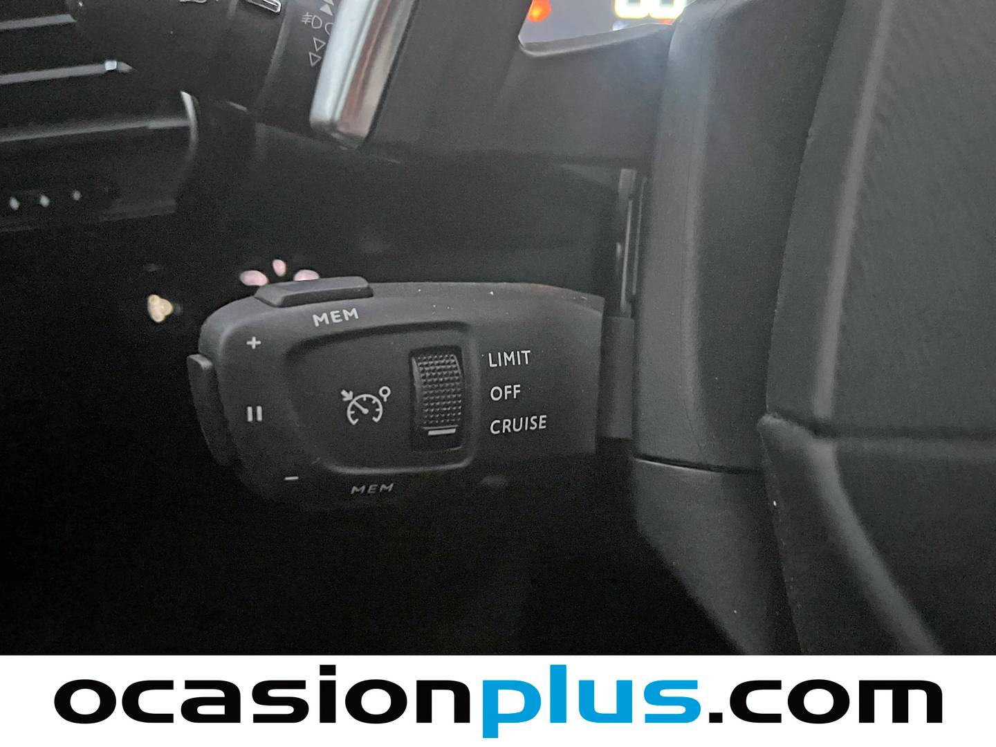 Foto DS DS 7 Crossback DS DS7 Crossback PureTech 130 Bastille+ AT (131 CV)