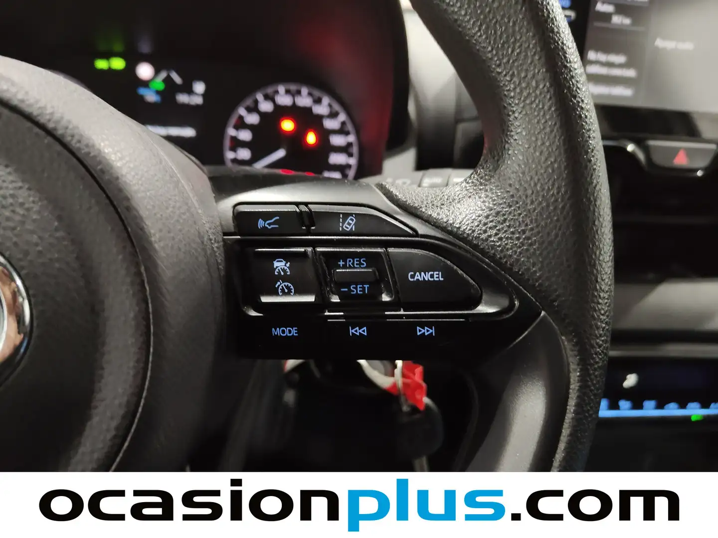 Foto Toyota Yaris Toyota Yaris 120H Business Plus (116 CV)