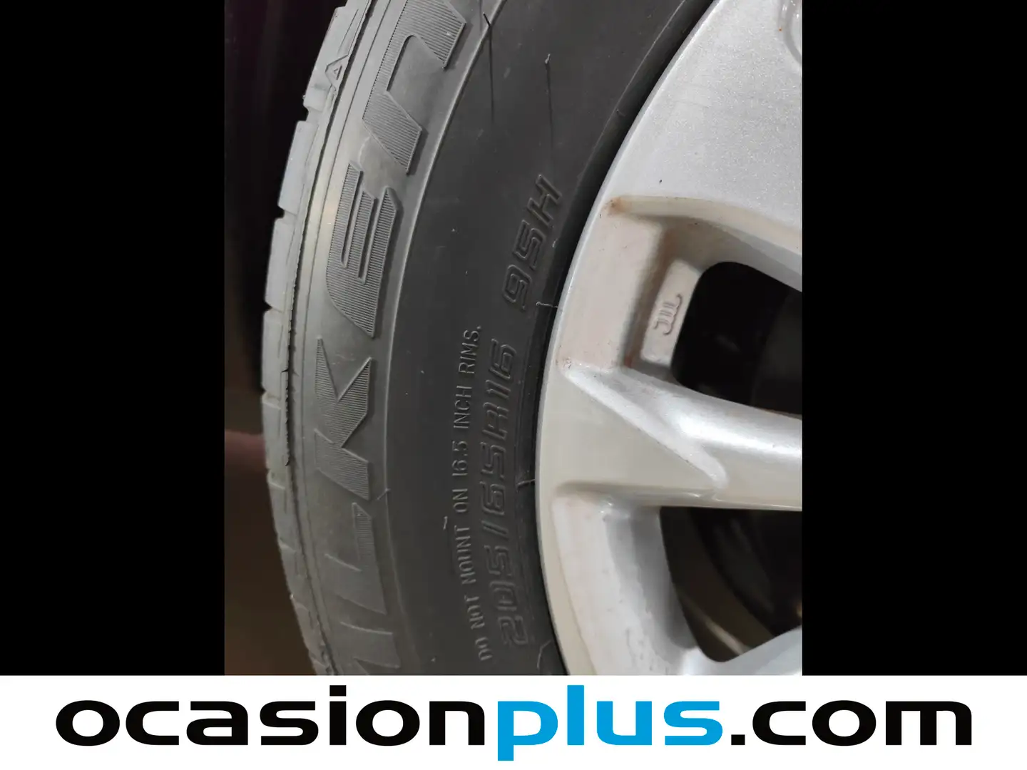 Foto Toyota Yaris Cross Toyota Yaris Cross 120H Business Plus (116 CV)