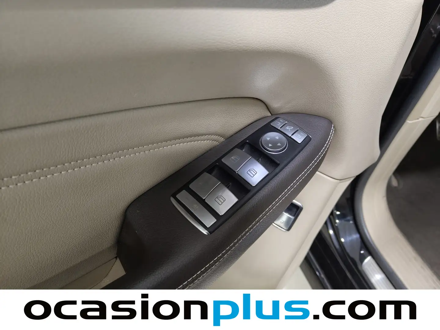 Foto Mercedes Clase M Mercedes-Benz Clase M ML 350 BlueTEC 4Matic (258 CV)