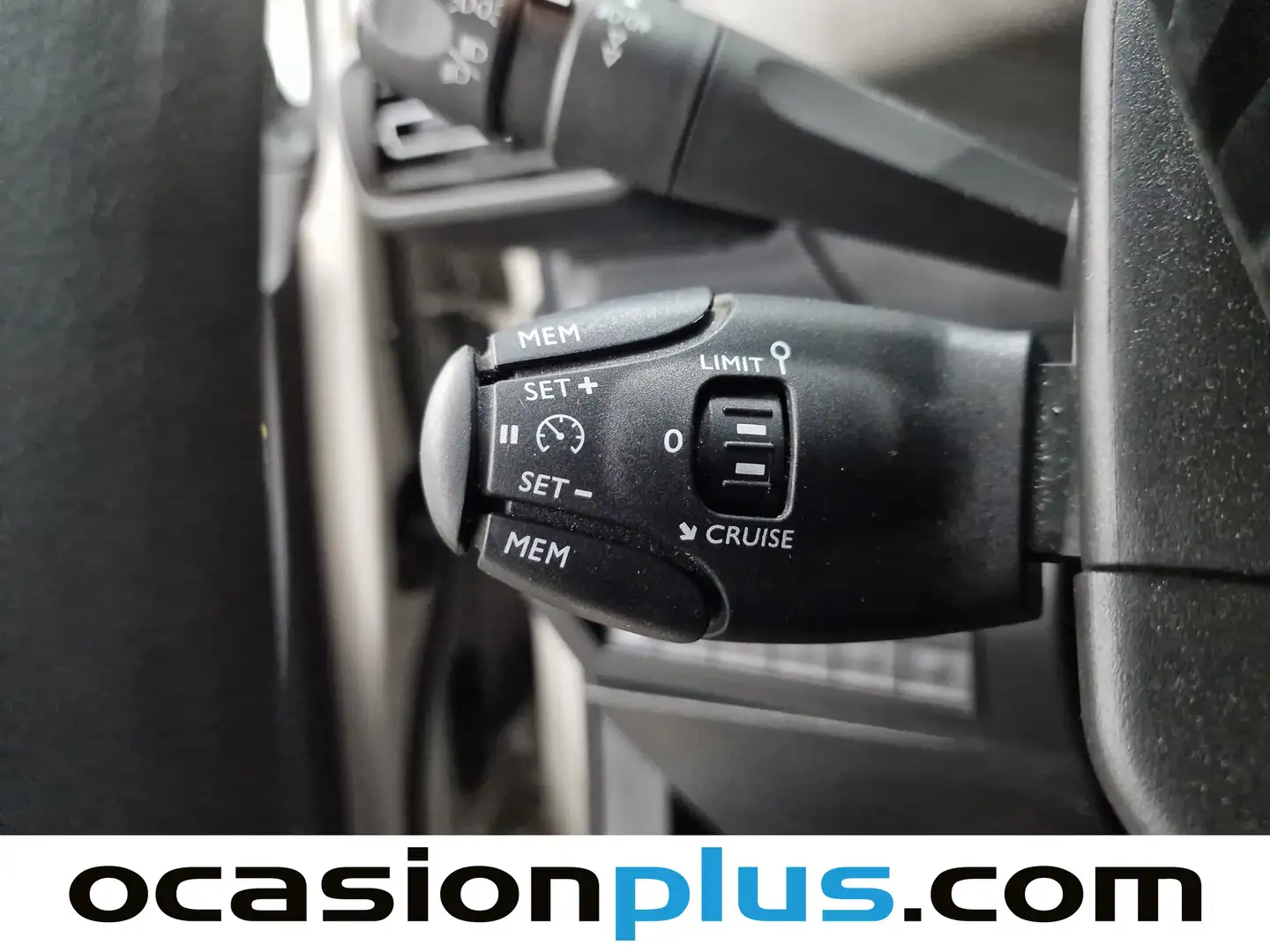 Foto Peugeot Rifter Peugeot Rifter BlueHDi 100 Active Standard Nav+ (100 CV)