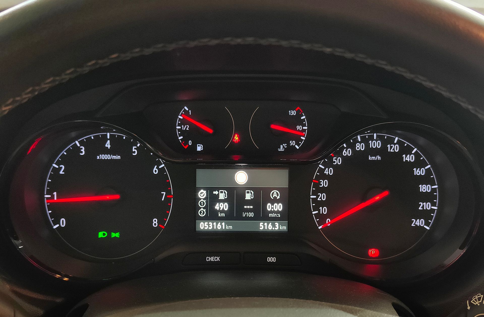 Opel Grandland 1.2 Turbo Design Tech - foto 22