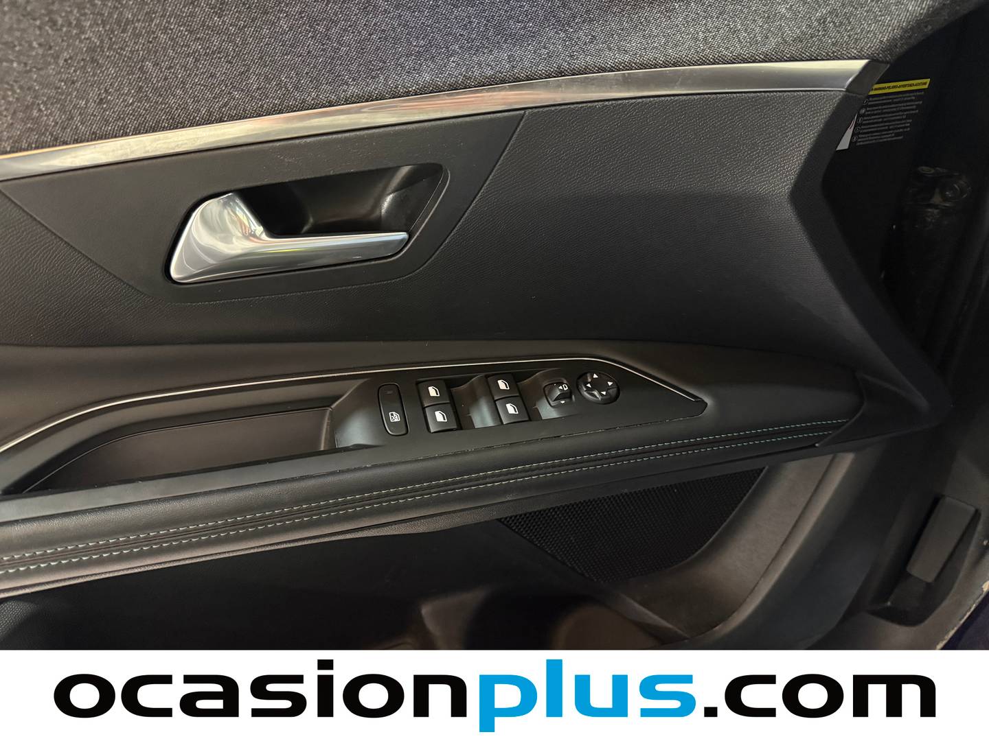 Foto Peugeot 3008 Hybrid Peugeot 3008 Hybrid 300 Allure Pack e-EAT8  (300 CV) 4x4