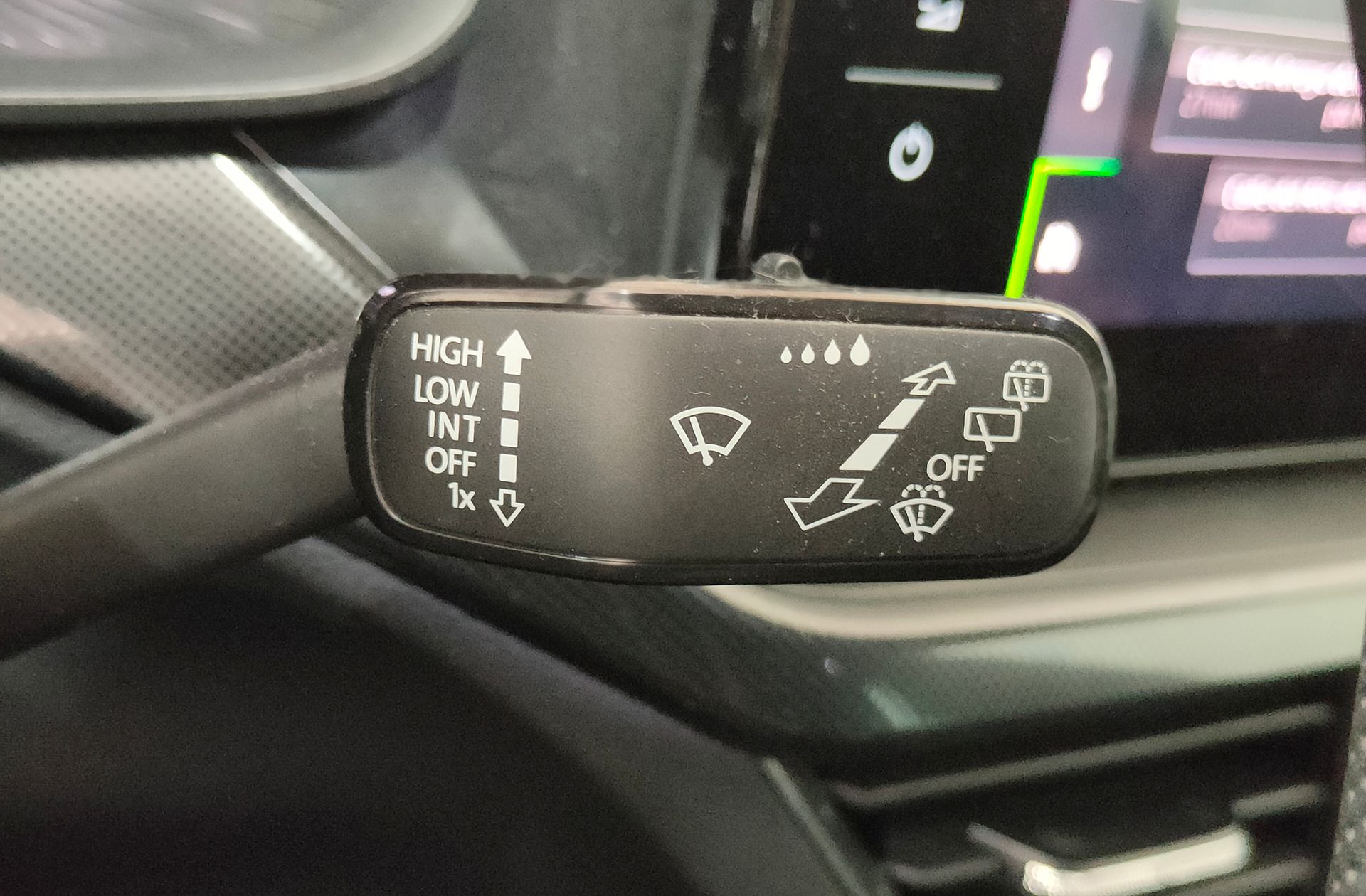 Škoda Scala 1.5 TSI Sport Plus DSG - foto 26