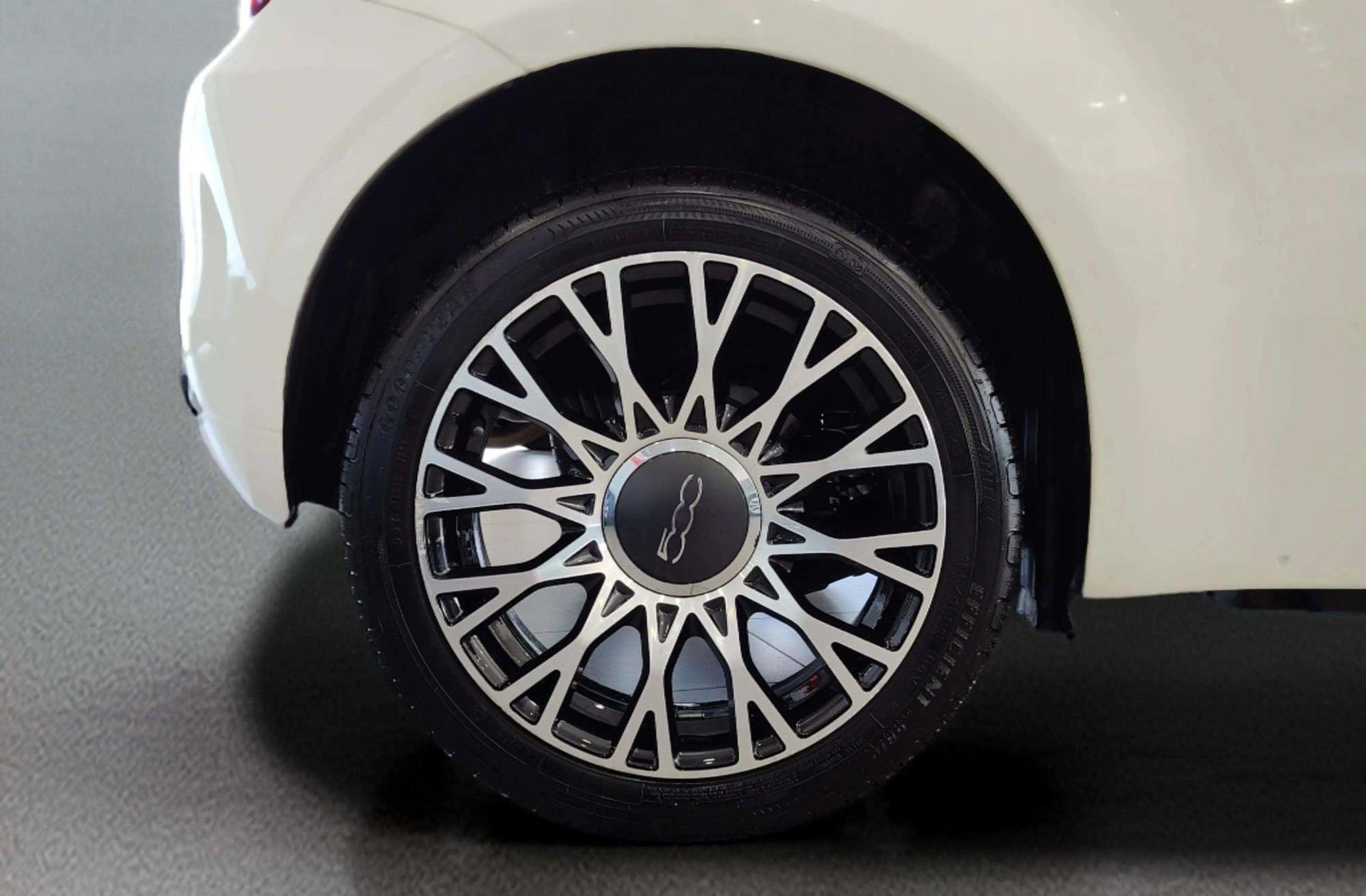Fiat 500 1.0 Hybrid Dolcevita - foto 34