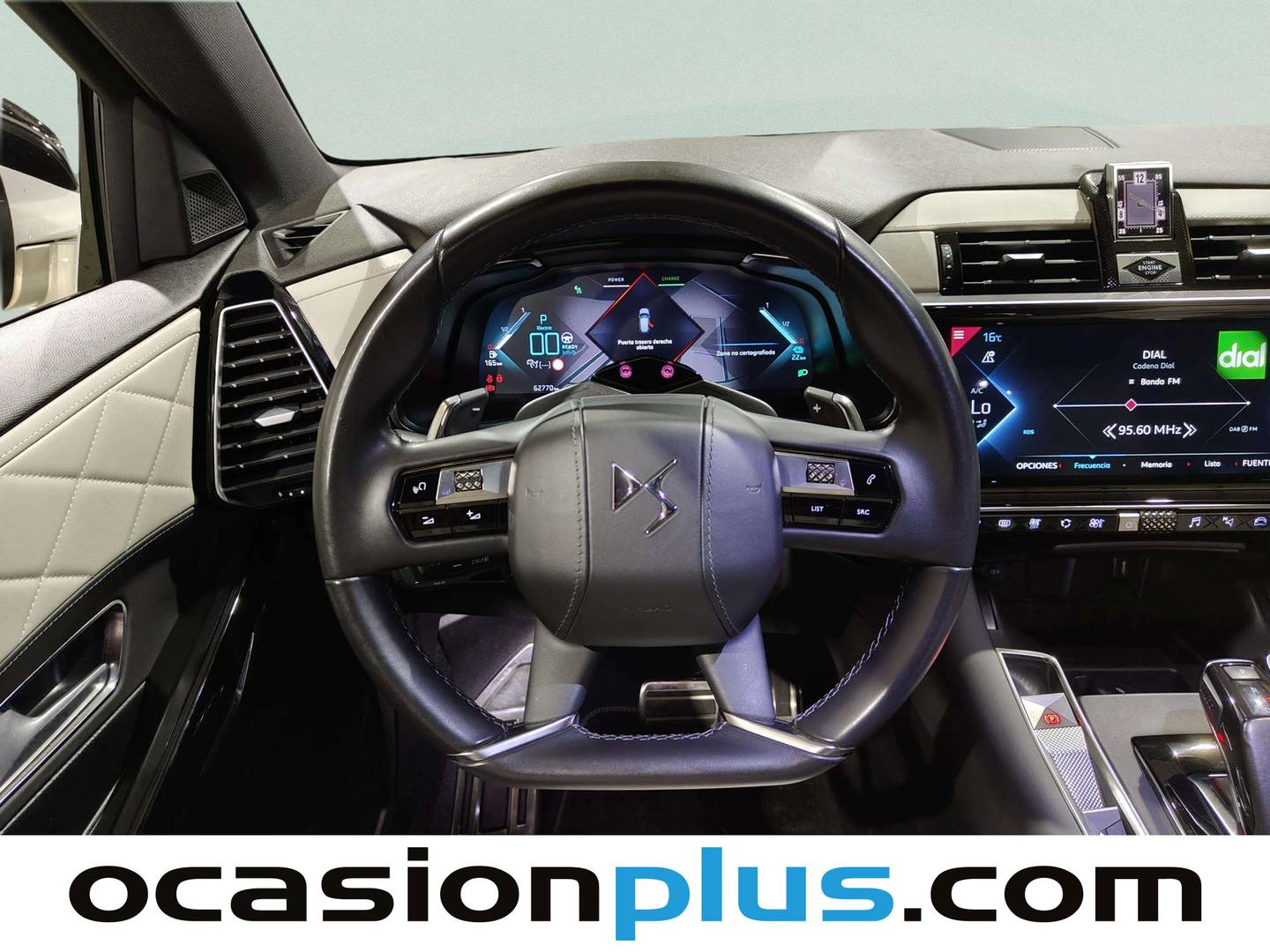 Foto DS DS 7 Crossback E-Tense DS DS7 Crossback E-Tense 225 Grand Chic Auto  (225 CV)