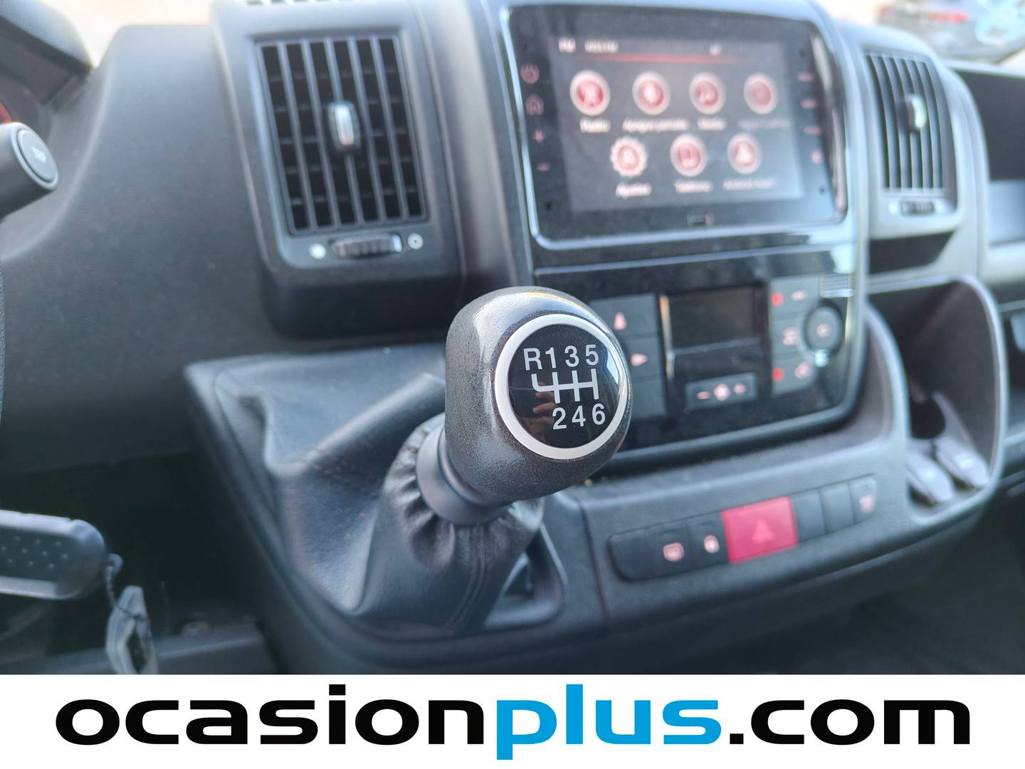 Peugeot Boxer Peugeot Boxer Furgon BlueHDi 140 S&S 335 L3H2 (140 CV) de segunda mano